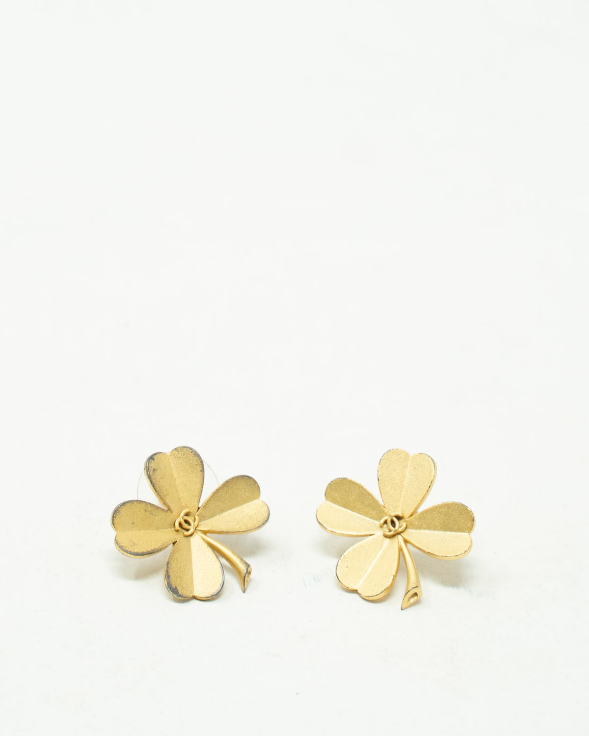 Chanel Chanel CC Clover Stud Earrings - AGL1622