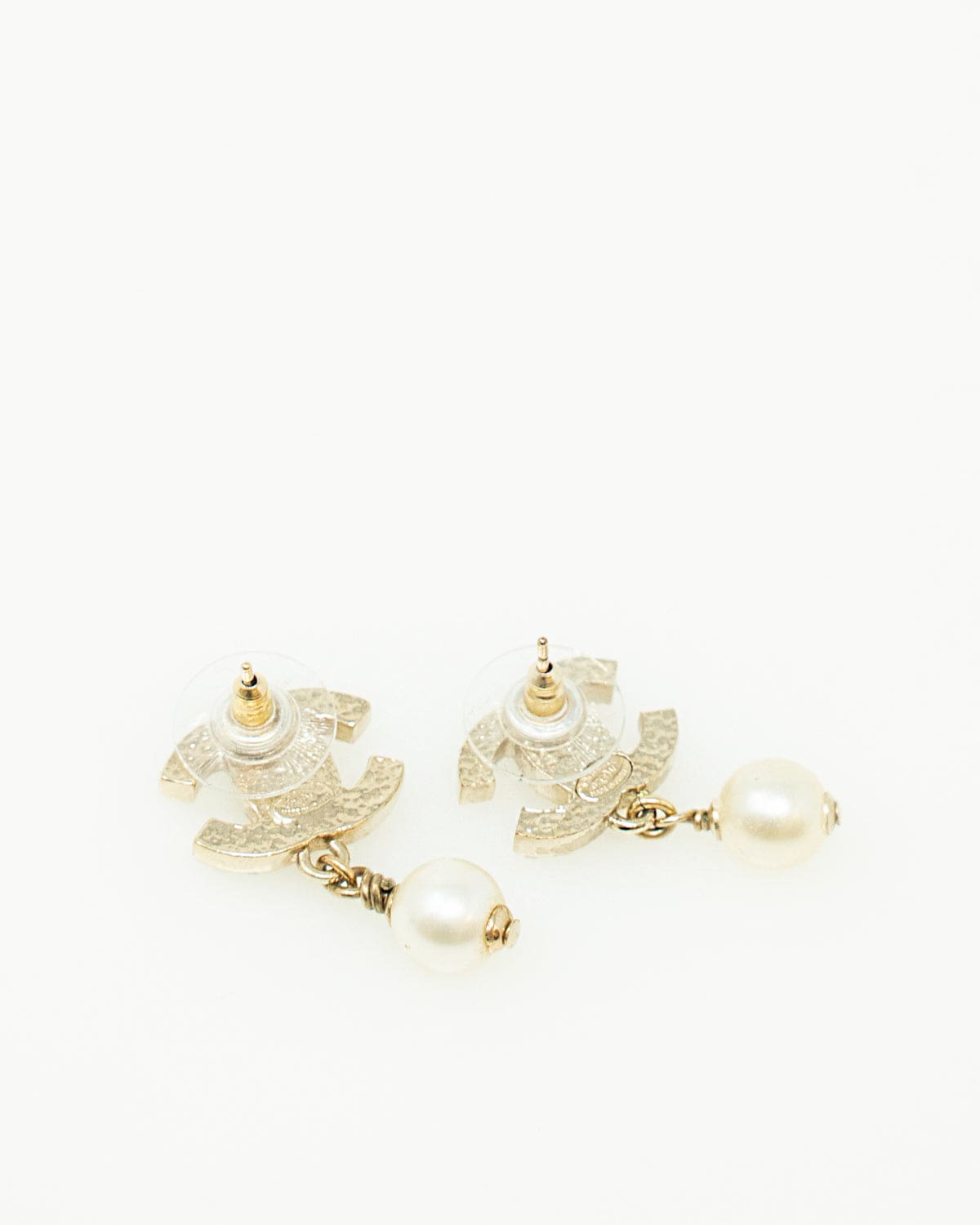 Chanel Chanel CC Faux Pearl Drop Earrings - AWL2451