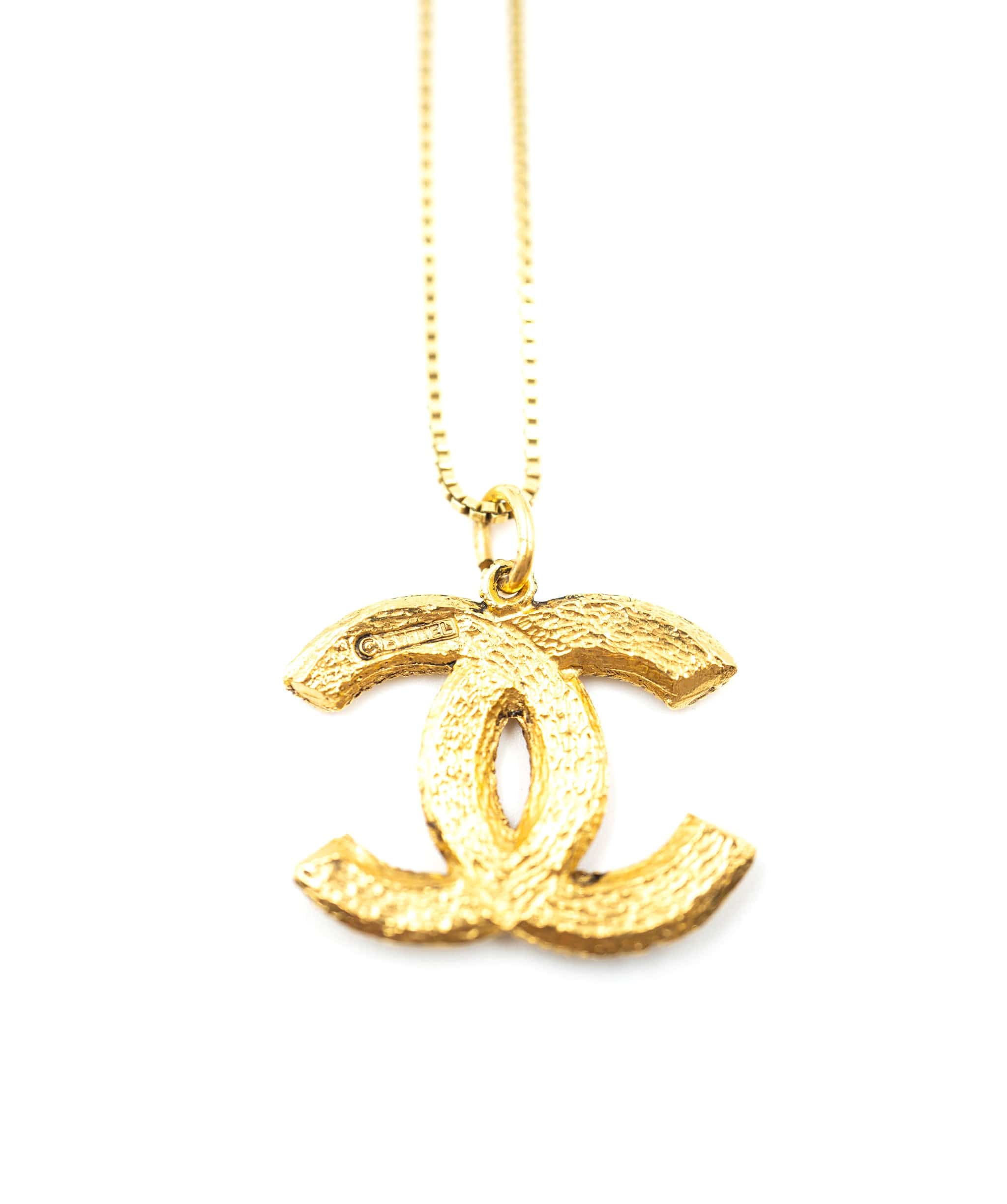 Chanel Chanel CC gold and crystal peandant with small chain (non Chanel) AEL1049