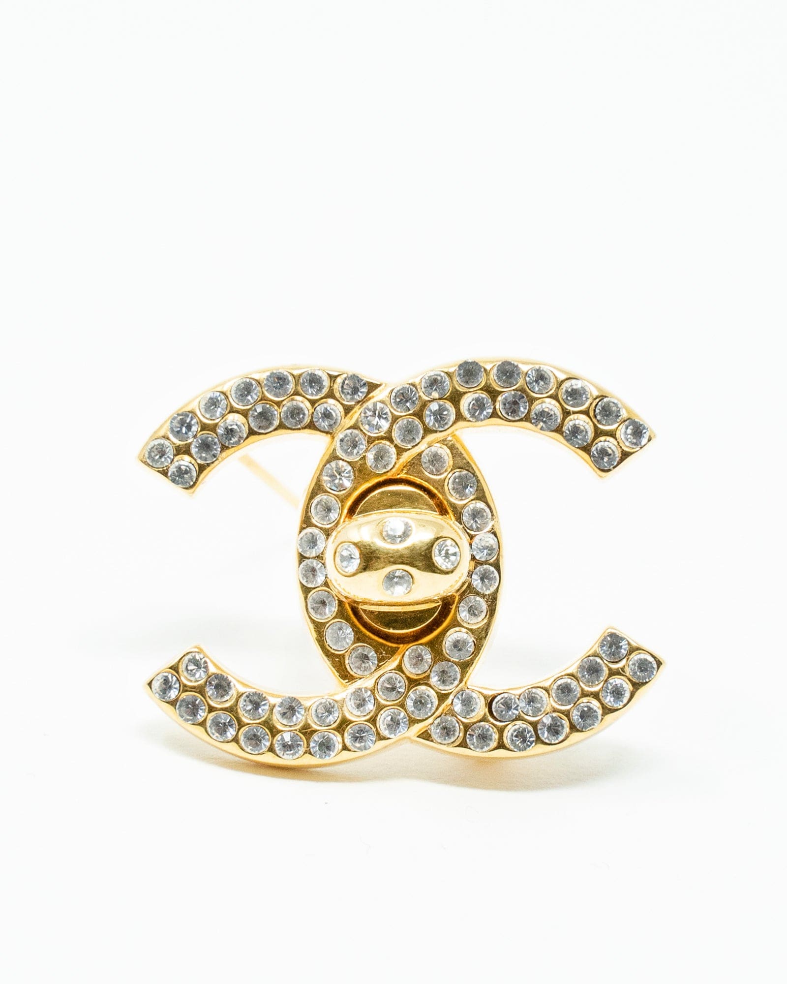 Chanel CHANEL CC INTERLOCKING CRYSTAL BROOCH - AWL3409