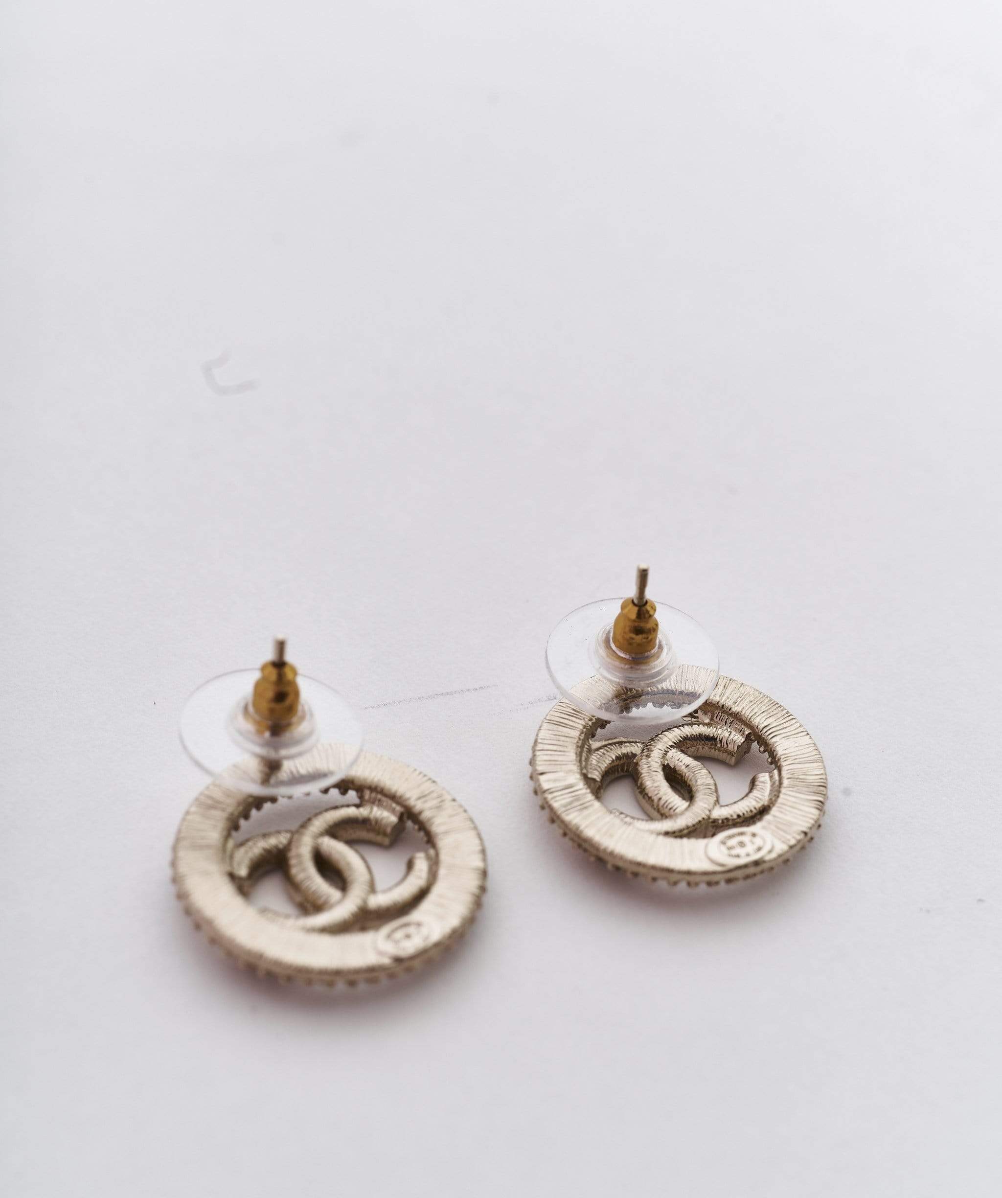 Chanel Chanel CC logo in a crystal circle earrings