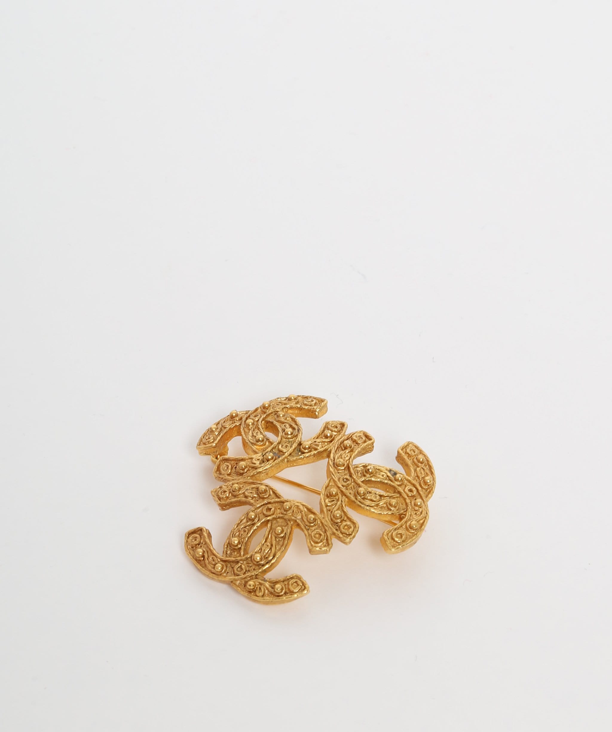 Chanel CHANEL CC Logos Brooch Gold Tone