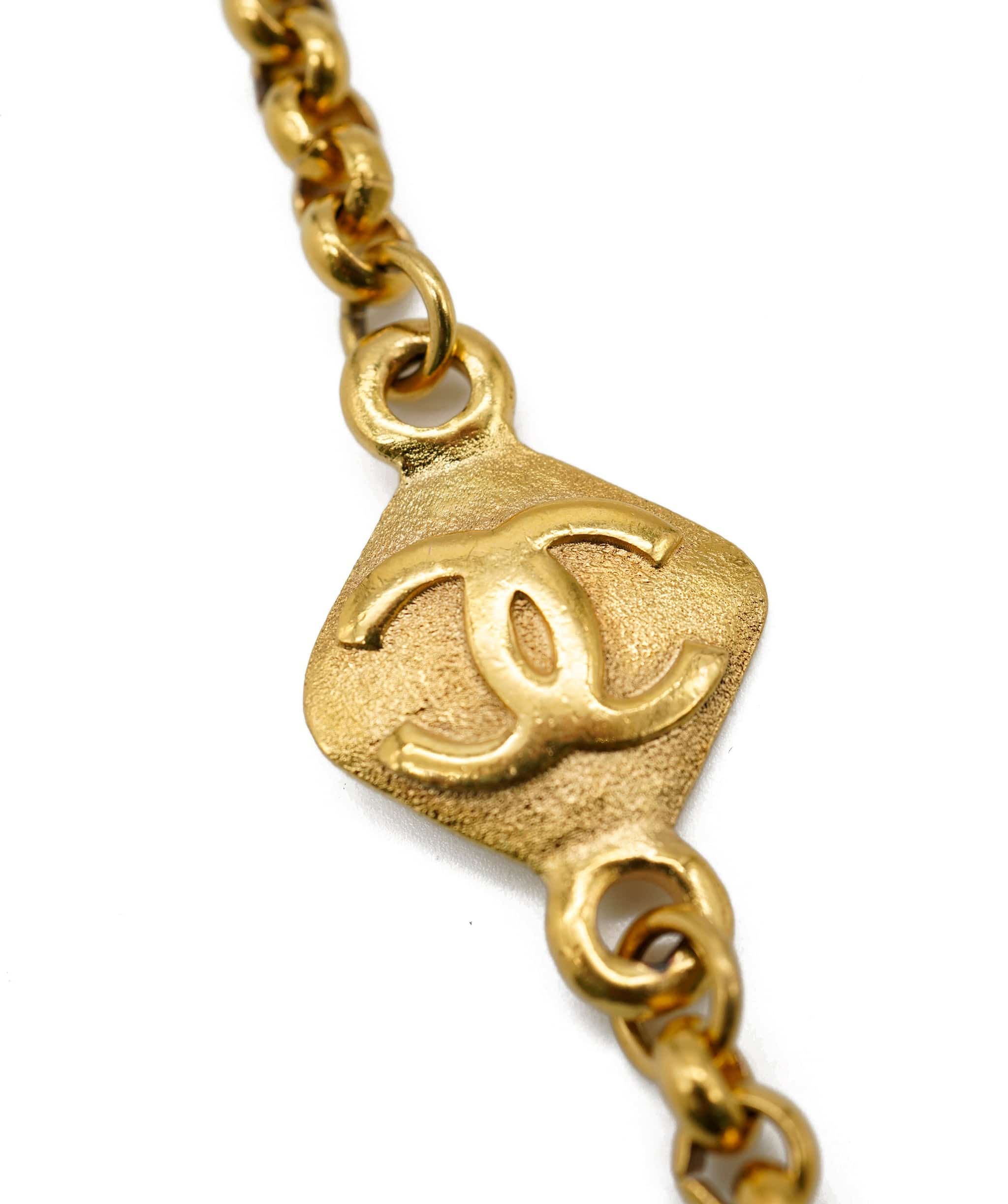 Chanel Chanel CC lozenge Necklace AWL4271