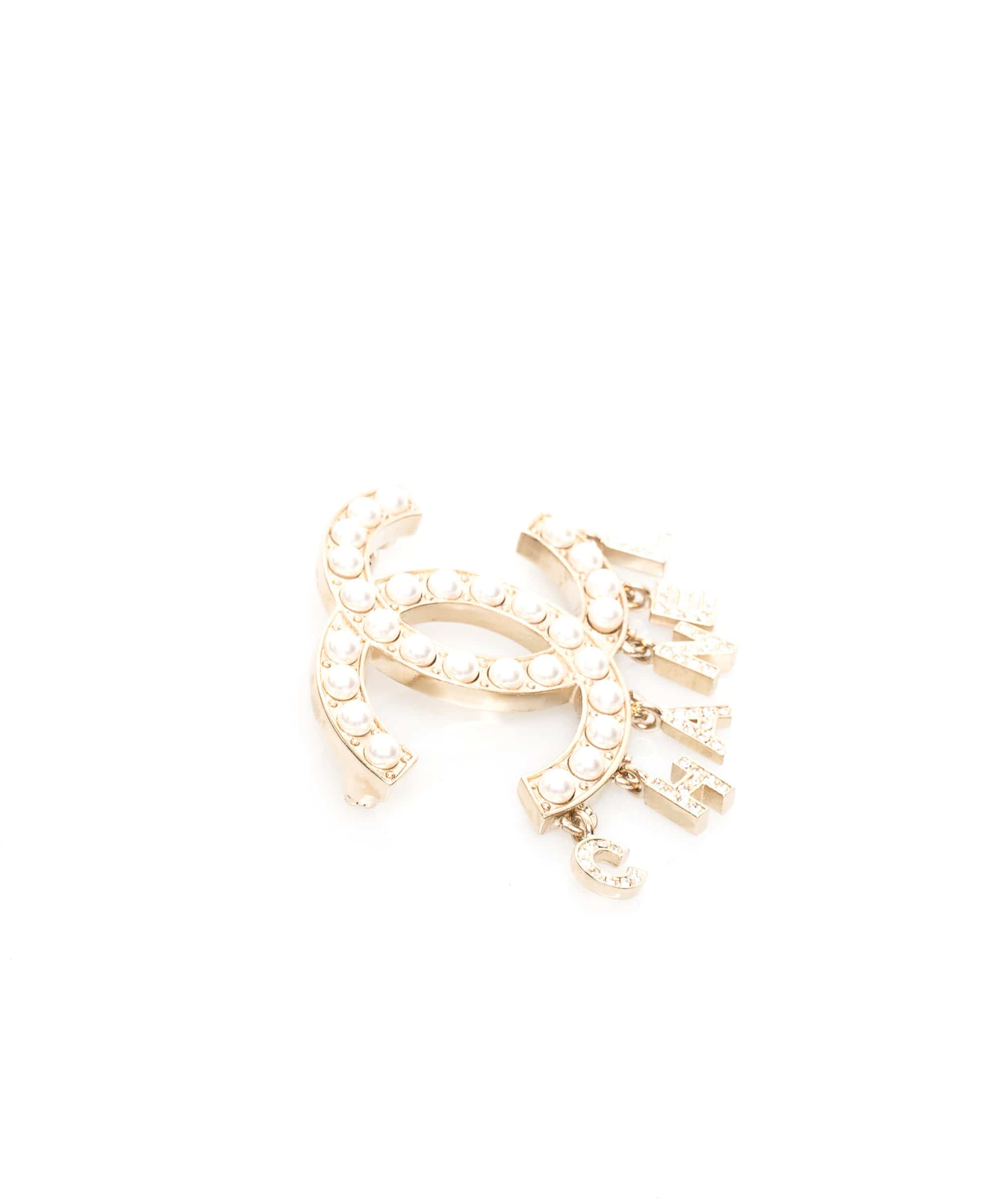 Chanel Chanel CC Pearl Brooch with Chanel Initials Drop MW1230