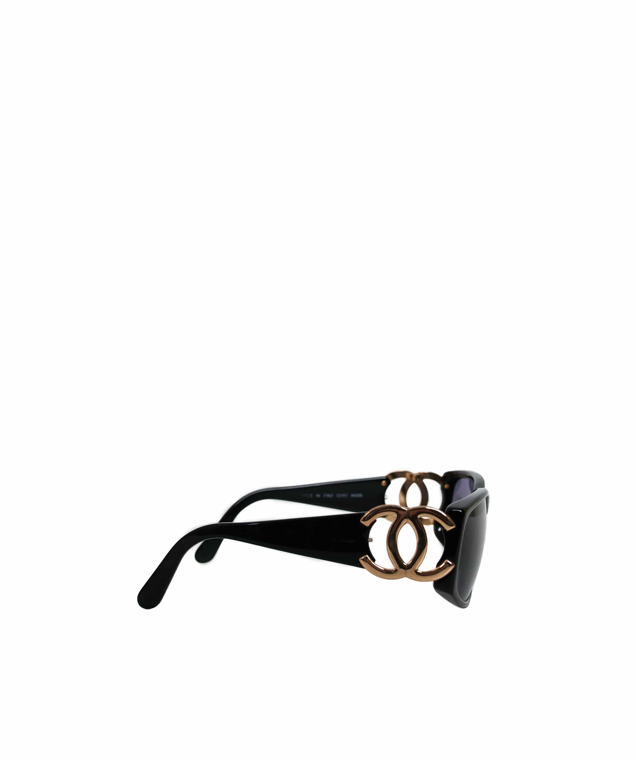 Chanel Chanel CC sunglasses