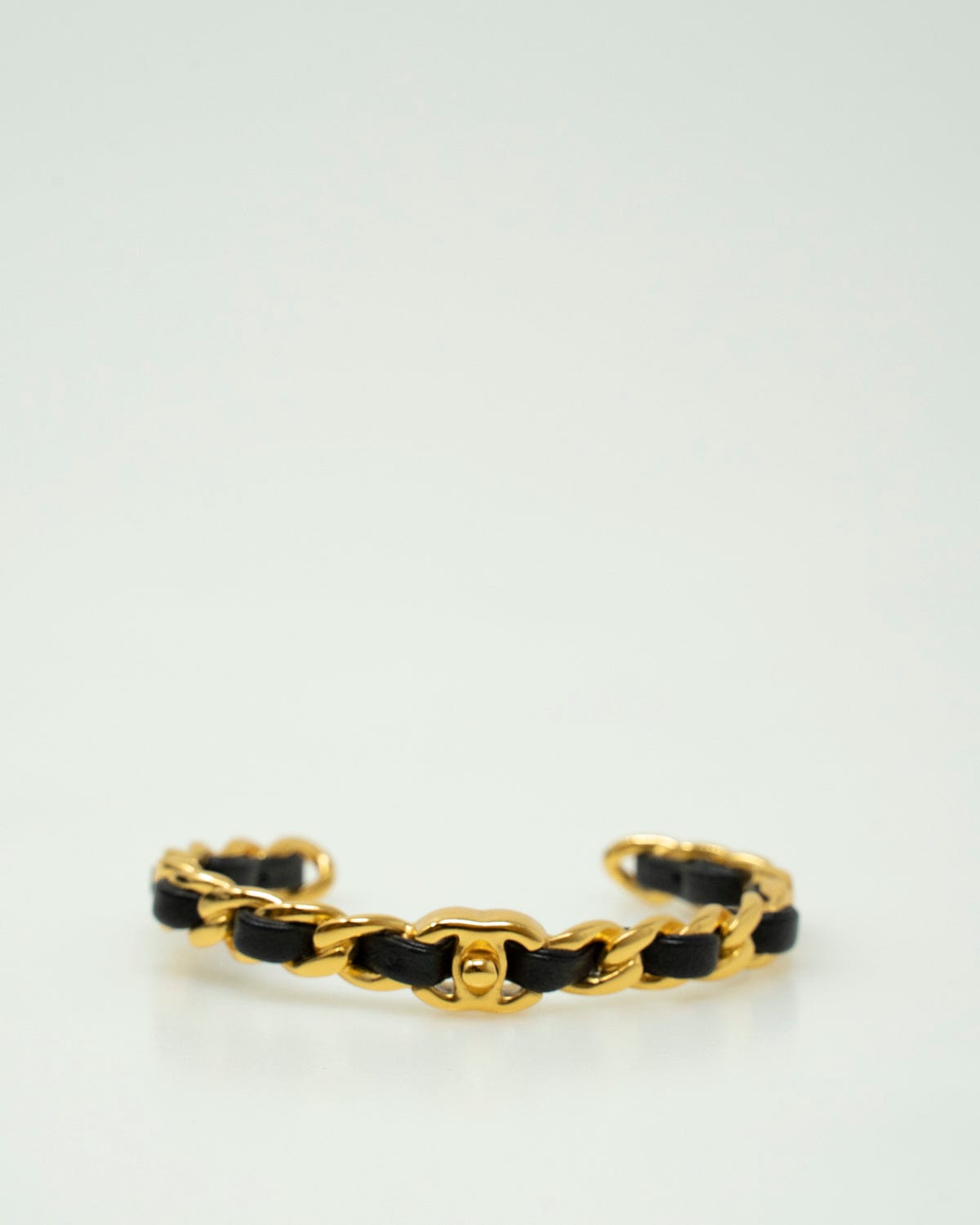 Chanel Chanel CC Turnlock Chain Cuff - ASL2088