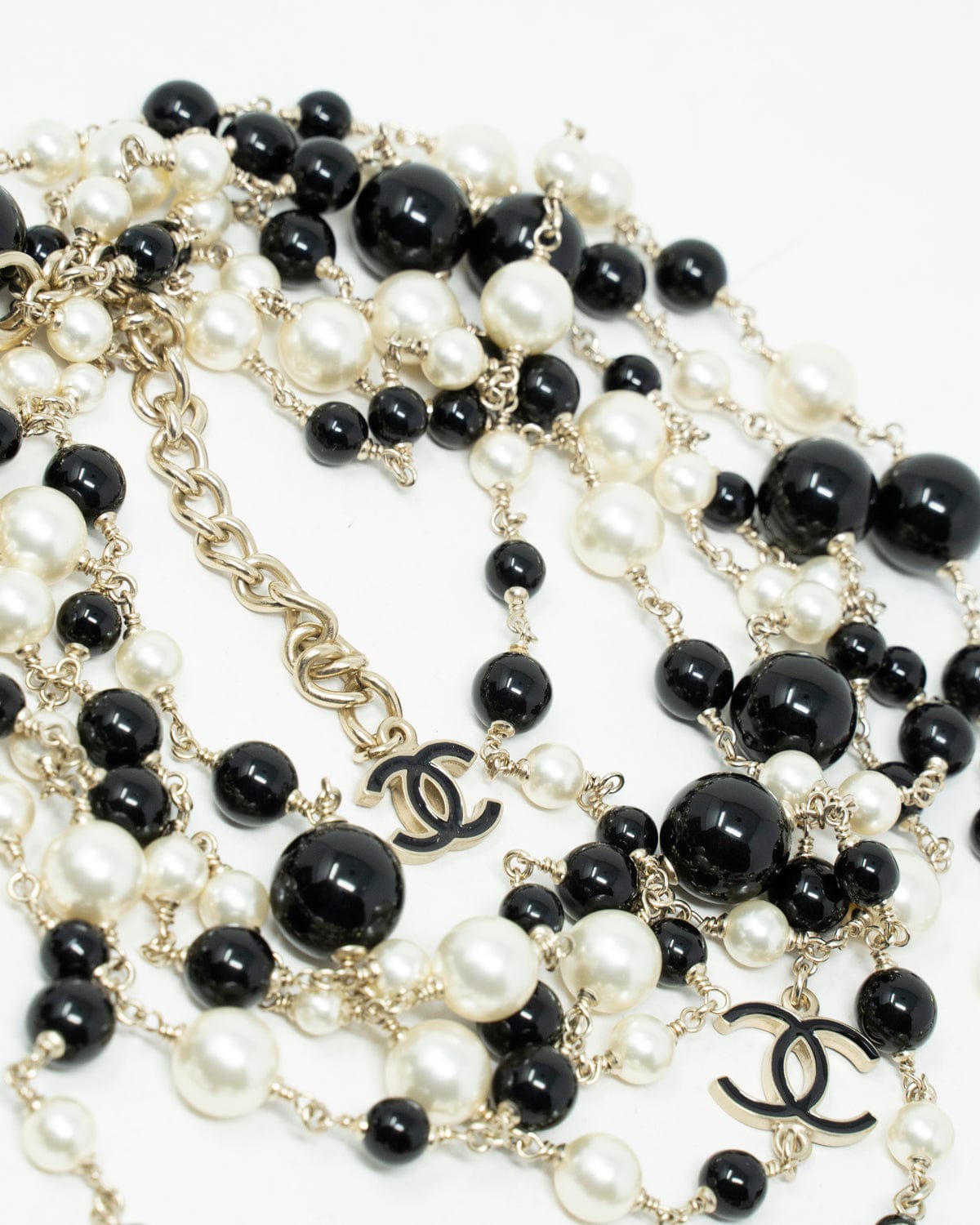 Chanel Chanel Chain Pearl Necklace - ADL1809