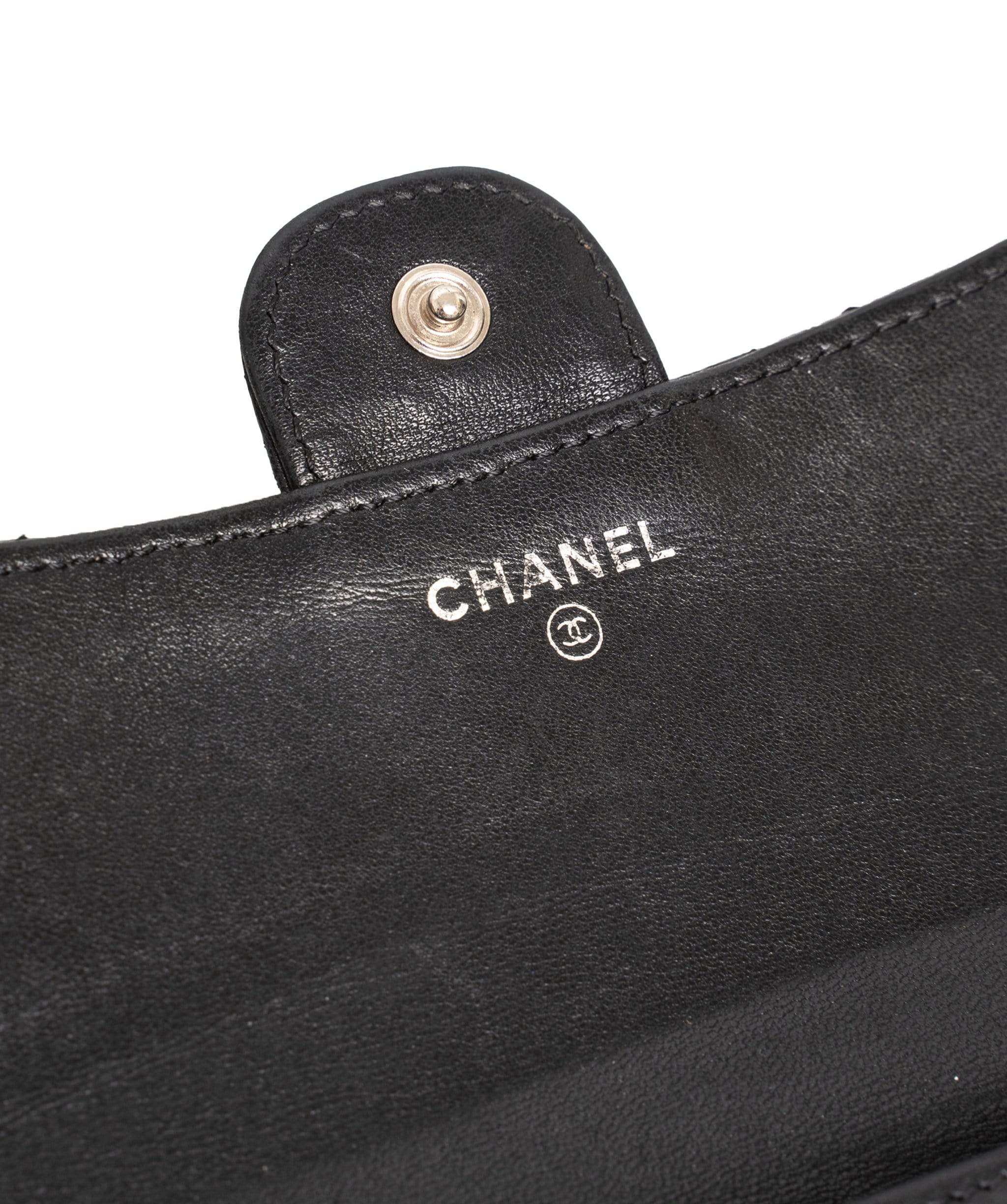 Chanel Chanel Classic Flap Purse - AWC1047