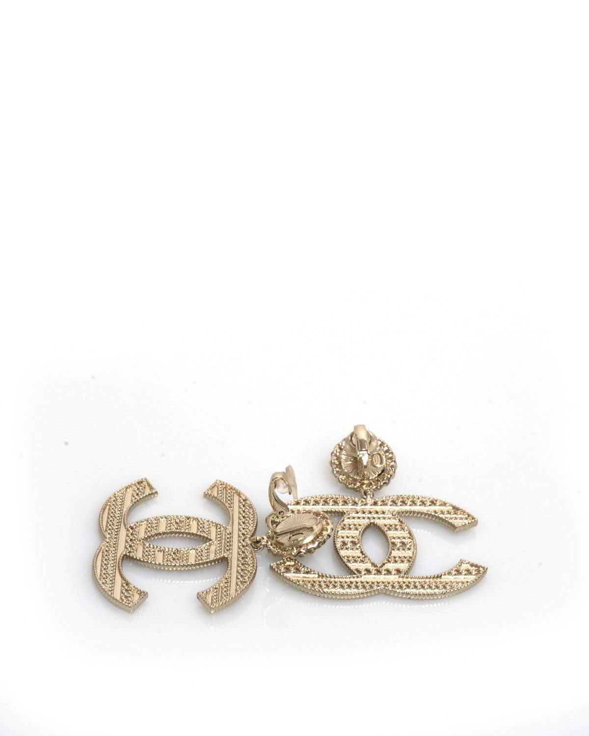 Chanel Chanel Clip On CC Logo Earrings - ADL1602