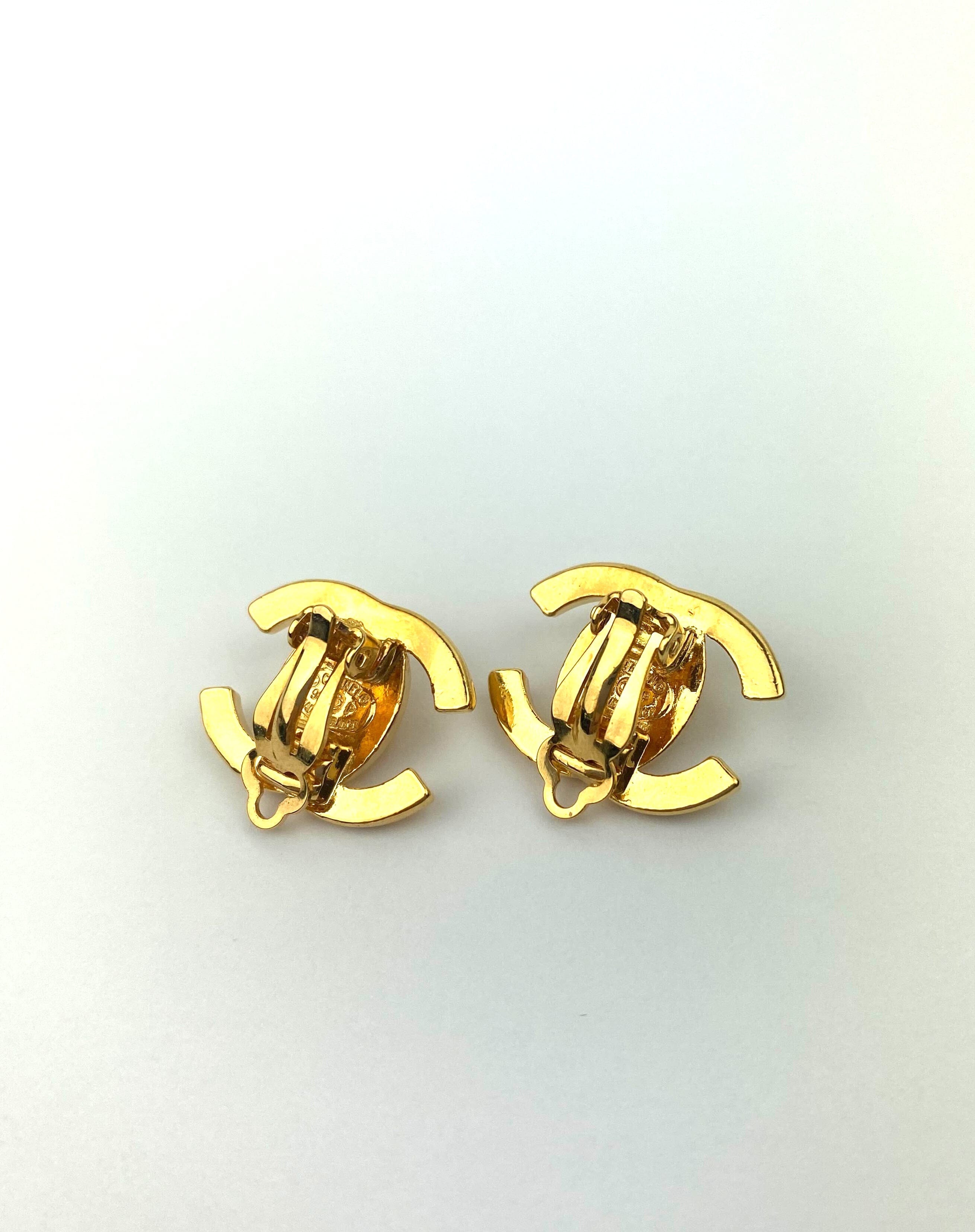 Chanel Chanel Coco Mark Earrings / Turn Lock ASL2938