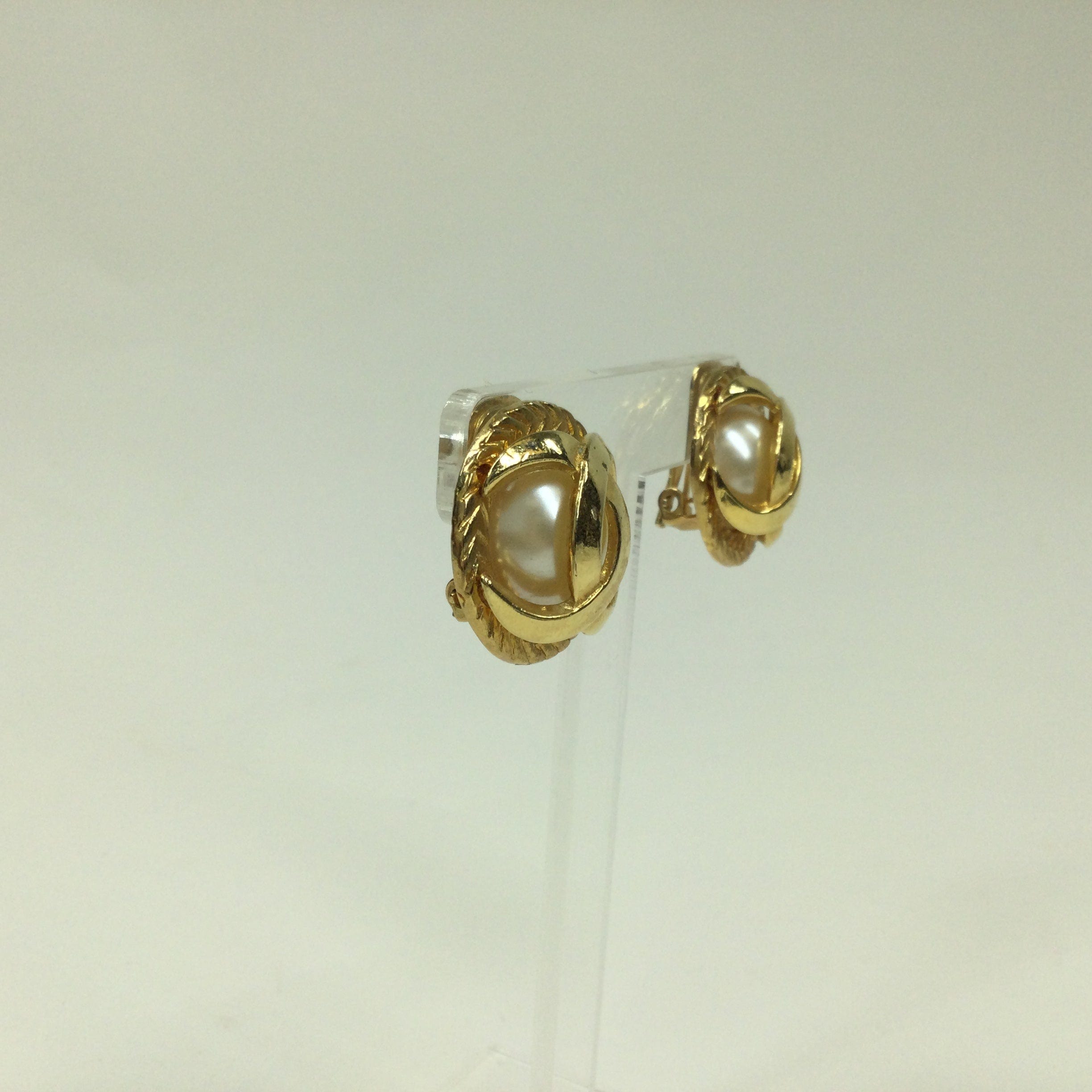 Chanel Chanel Coco Mark Pearl Earrings 4248458