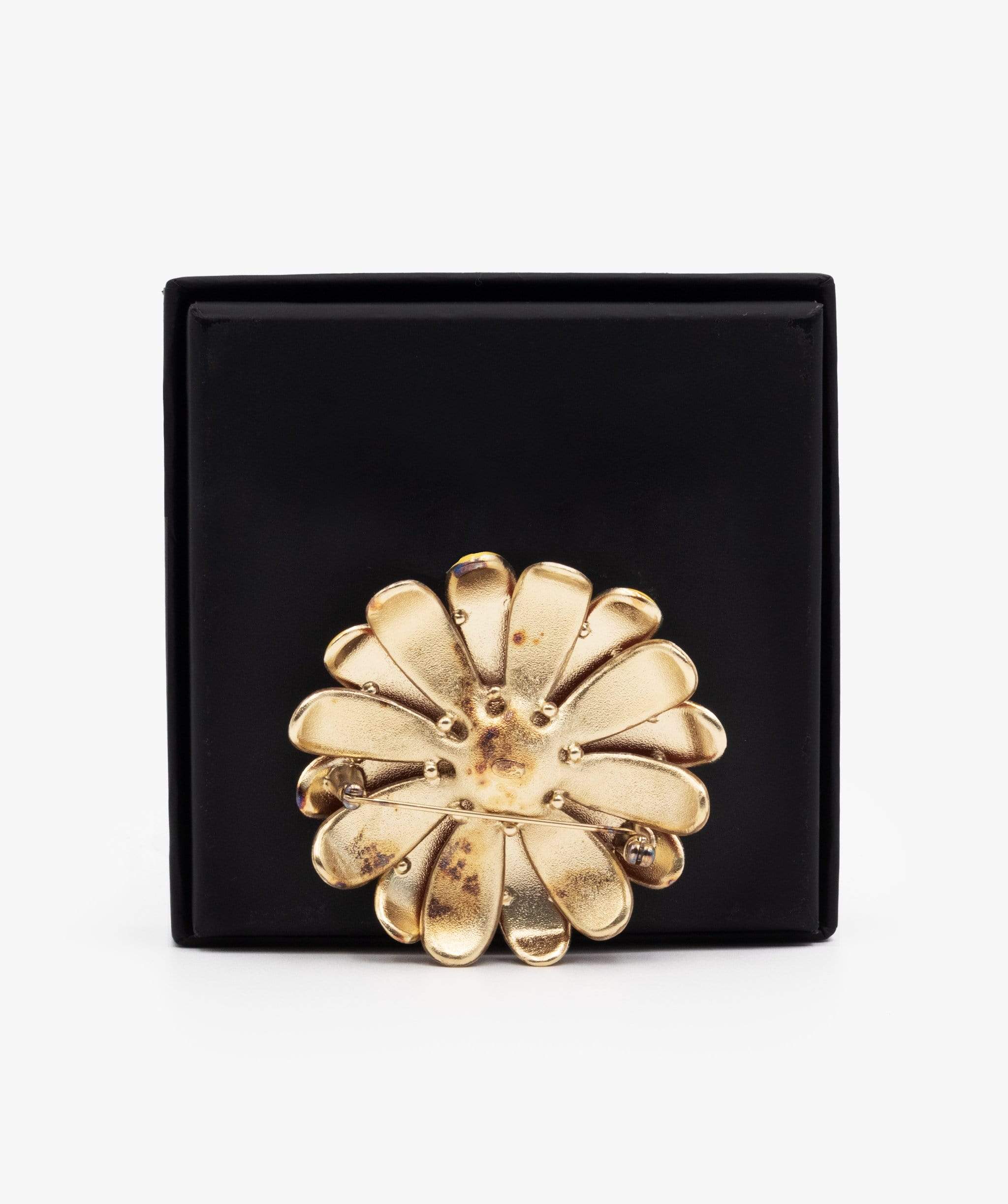 Chanel Chanel Enamel Daisy Brooch