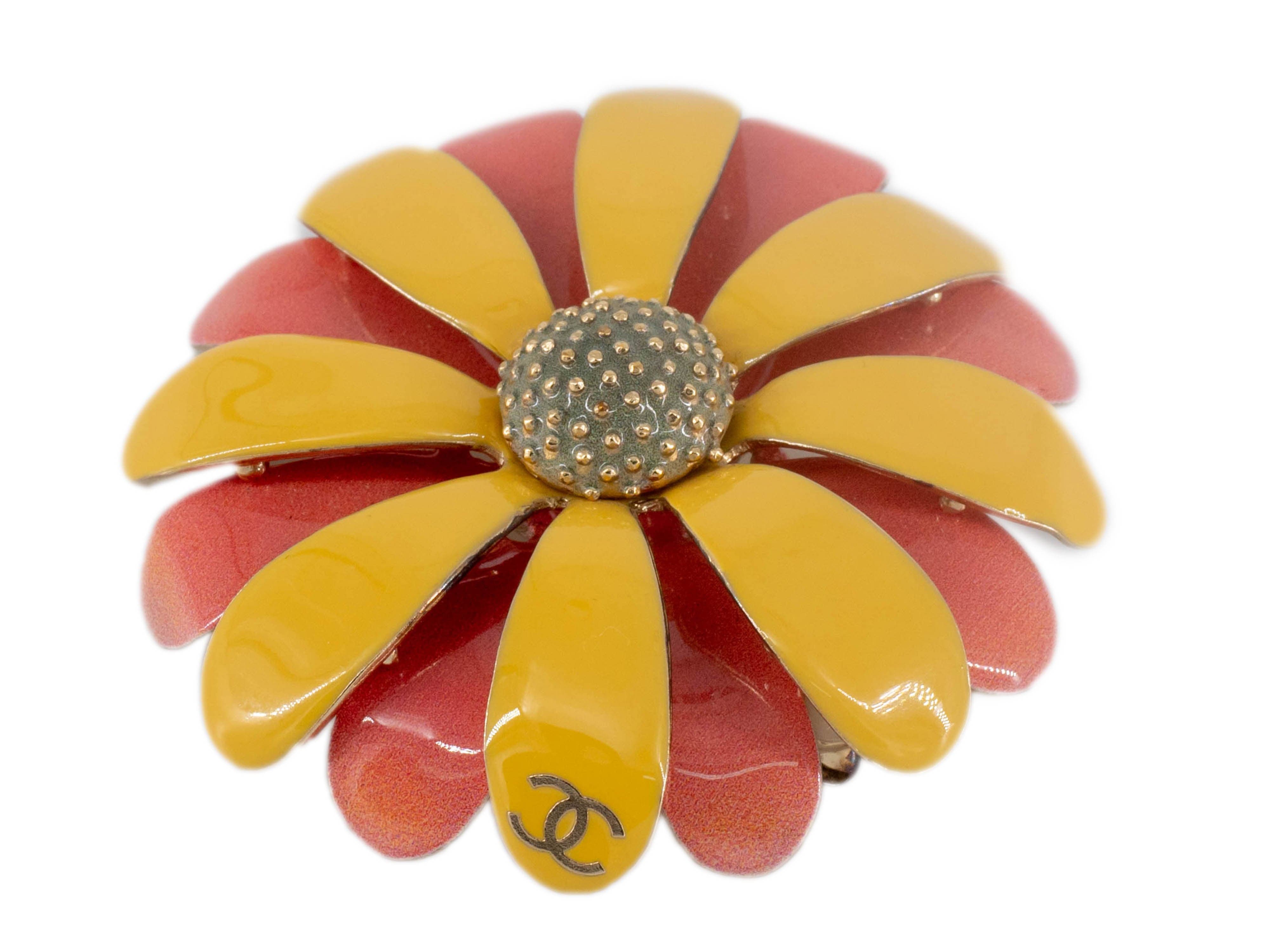 Chanel Chanel Enamel Daisy Brooch