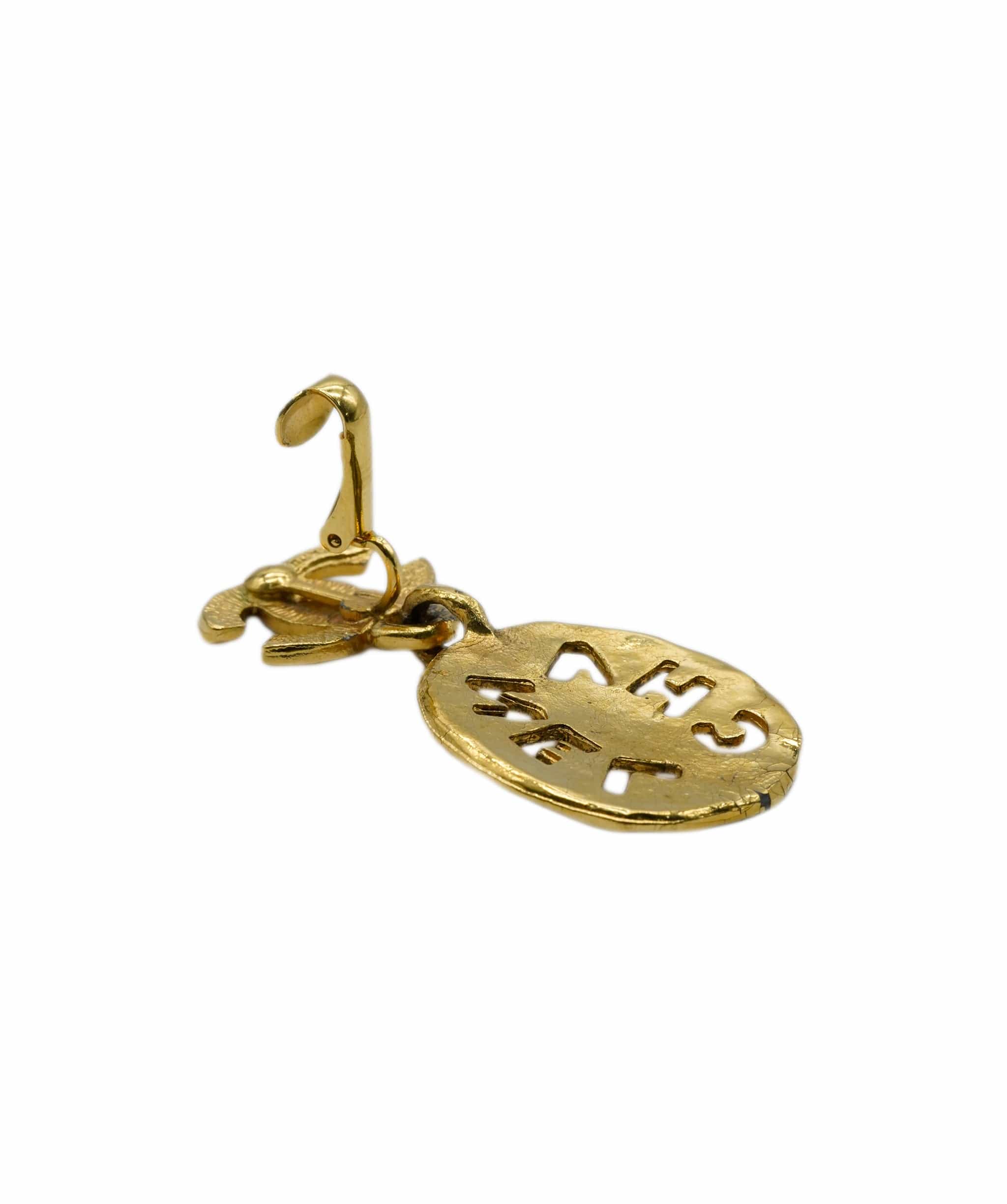 Chanel Chanel Gold CC logo drop Clip On Earrings - ASL2074