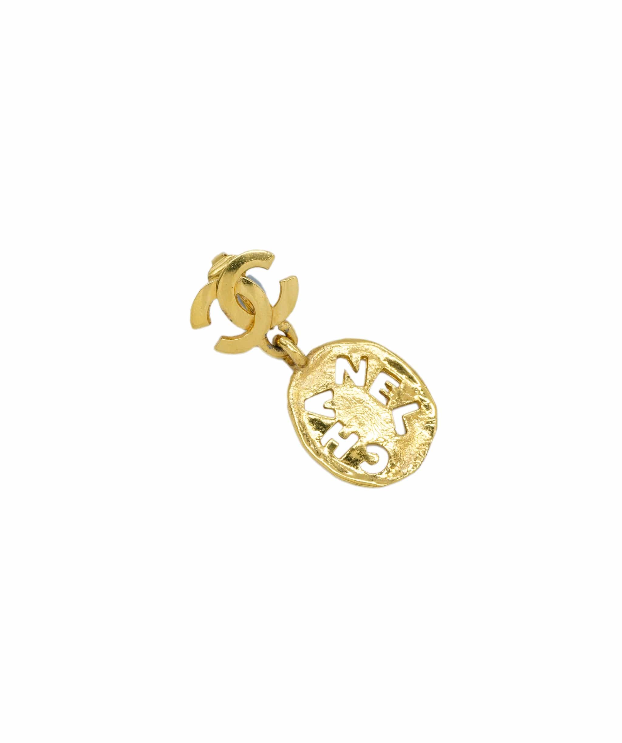 Chanel Chanel Gold CC logo drop Clip On Earrings - ASL2074