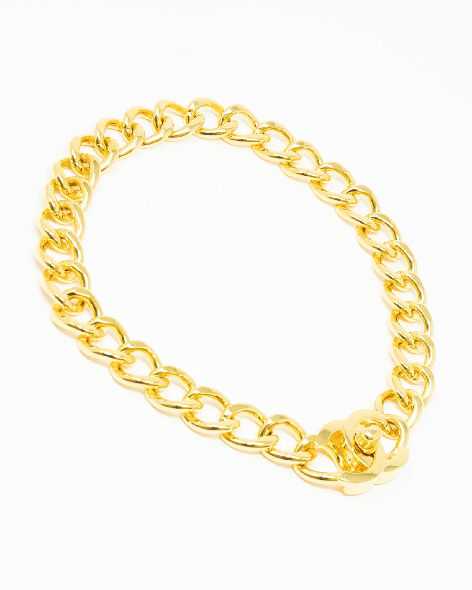 Chanel Chanel gold XL TURNLOCK NECKLACE - AWL3418