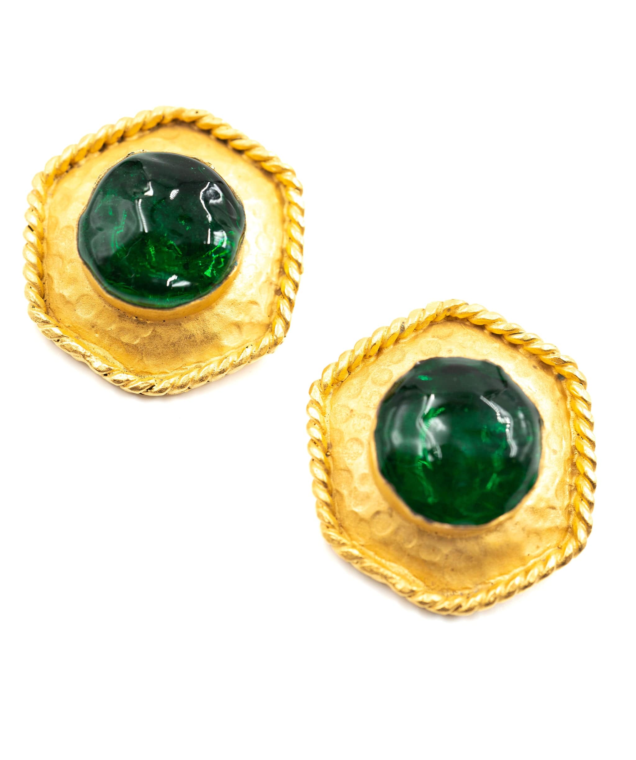 Chanel Chanel Green Gripoix Clip-on Earrings ASL4052