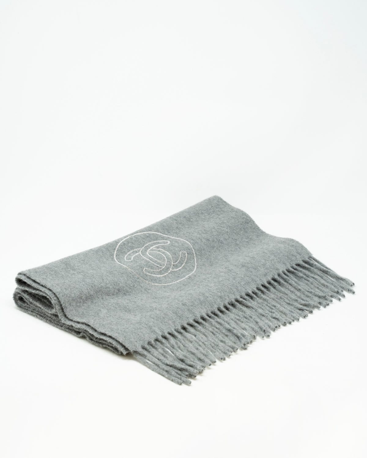 Chanel Chanel Grey Cashmere CC Chain Detail Scarf - AGL1866