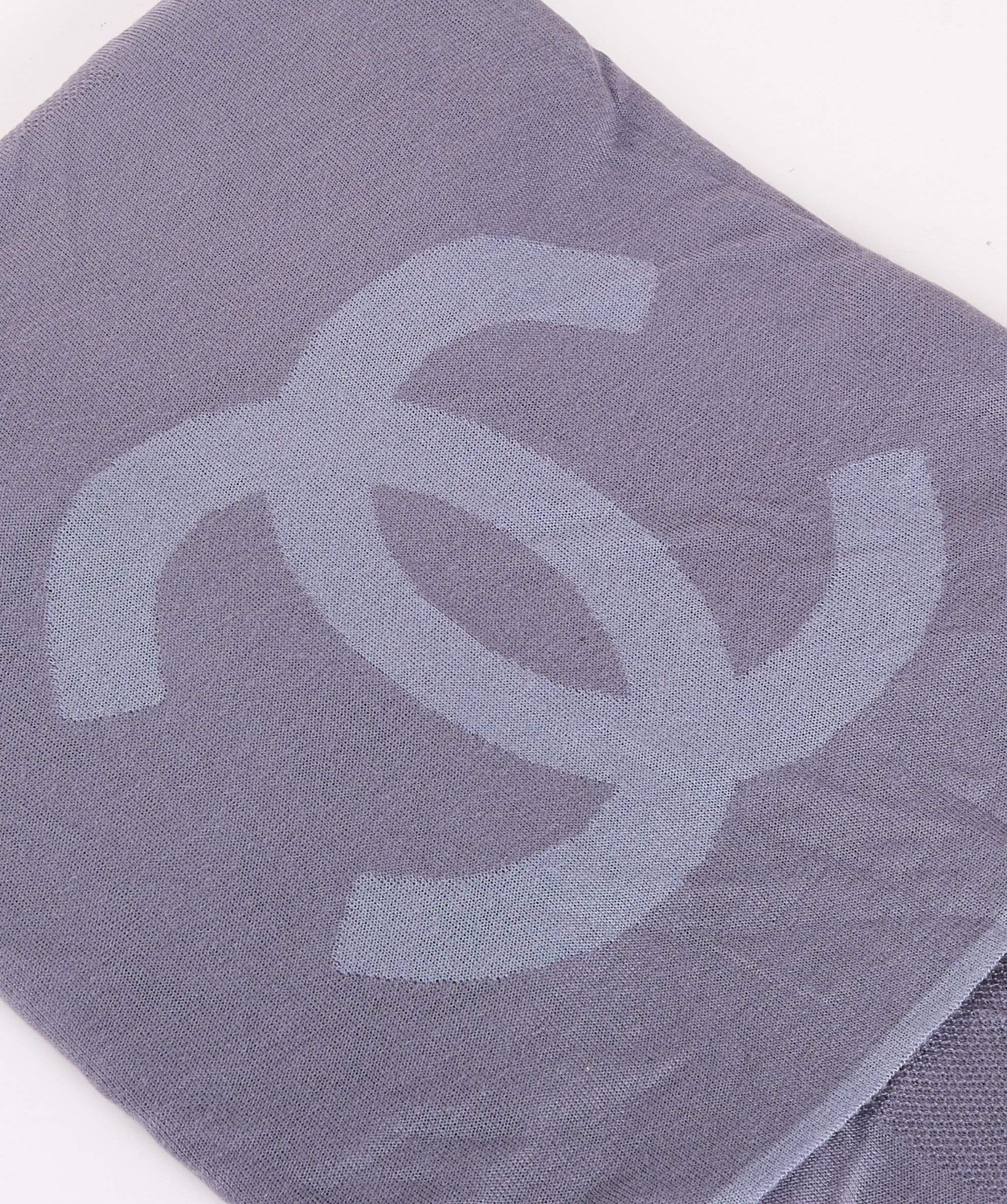 Chanel Chanel Grey Scarf