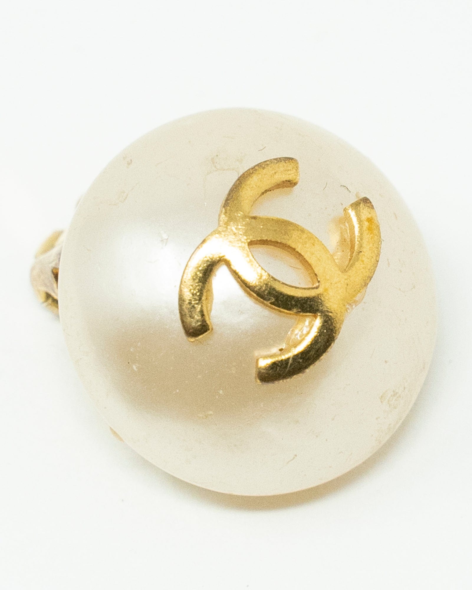 Chanel Chanel Half Sphere White Pearl Clip-on Earrings ASL2451