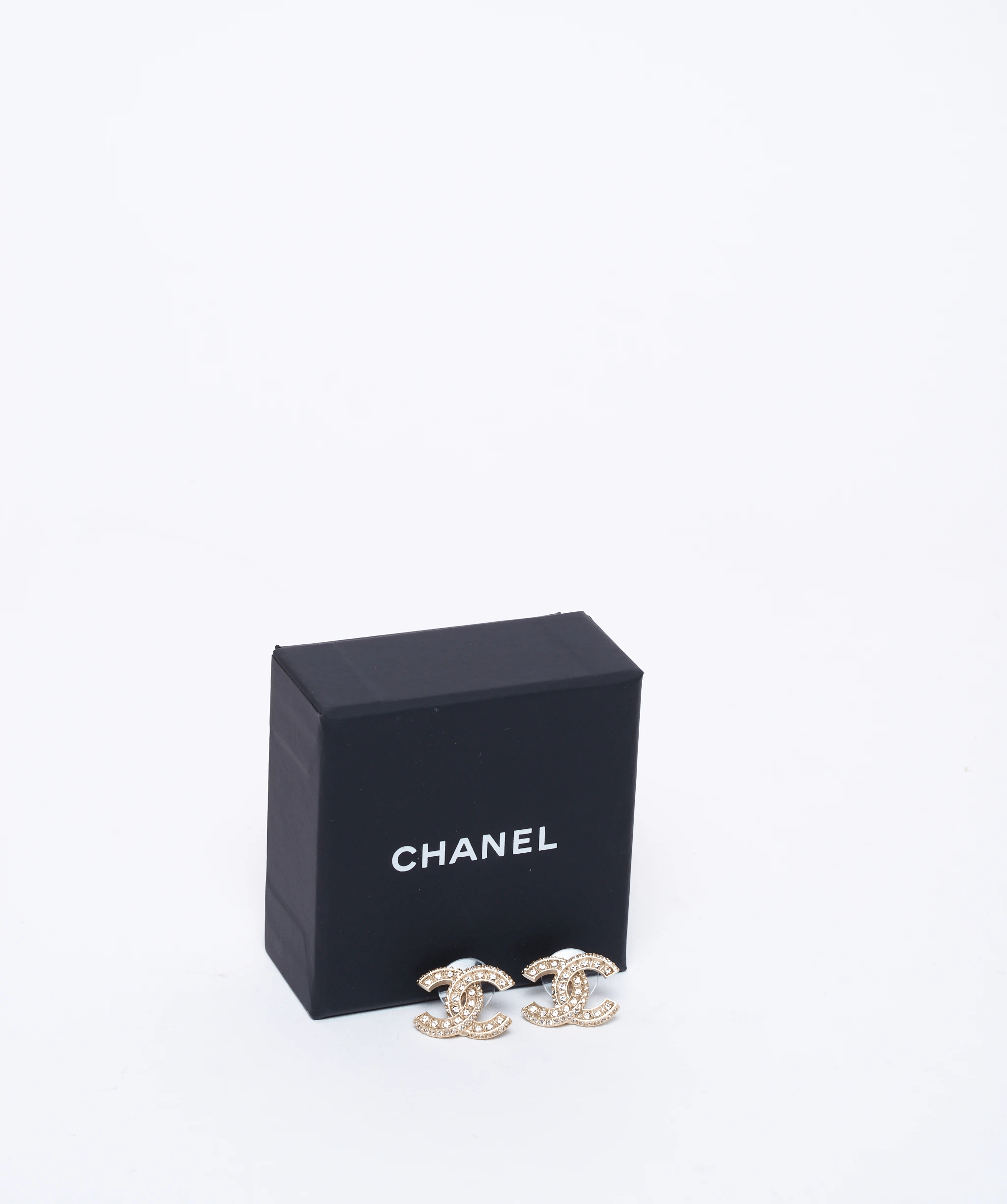 Chanel Chanel ingrained crystal CC stud earrings