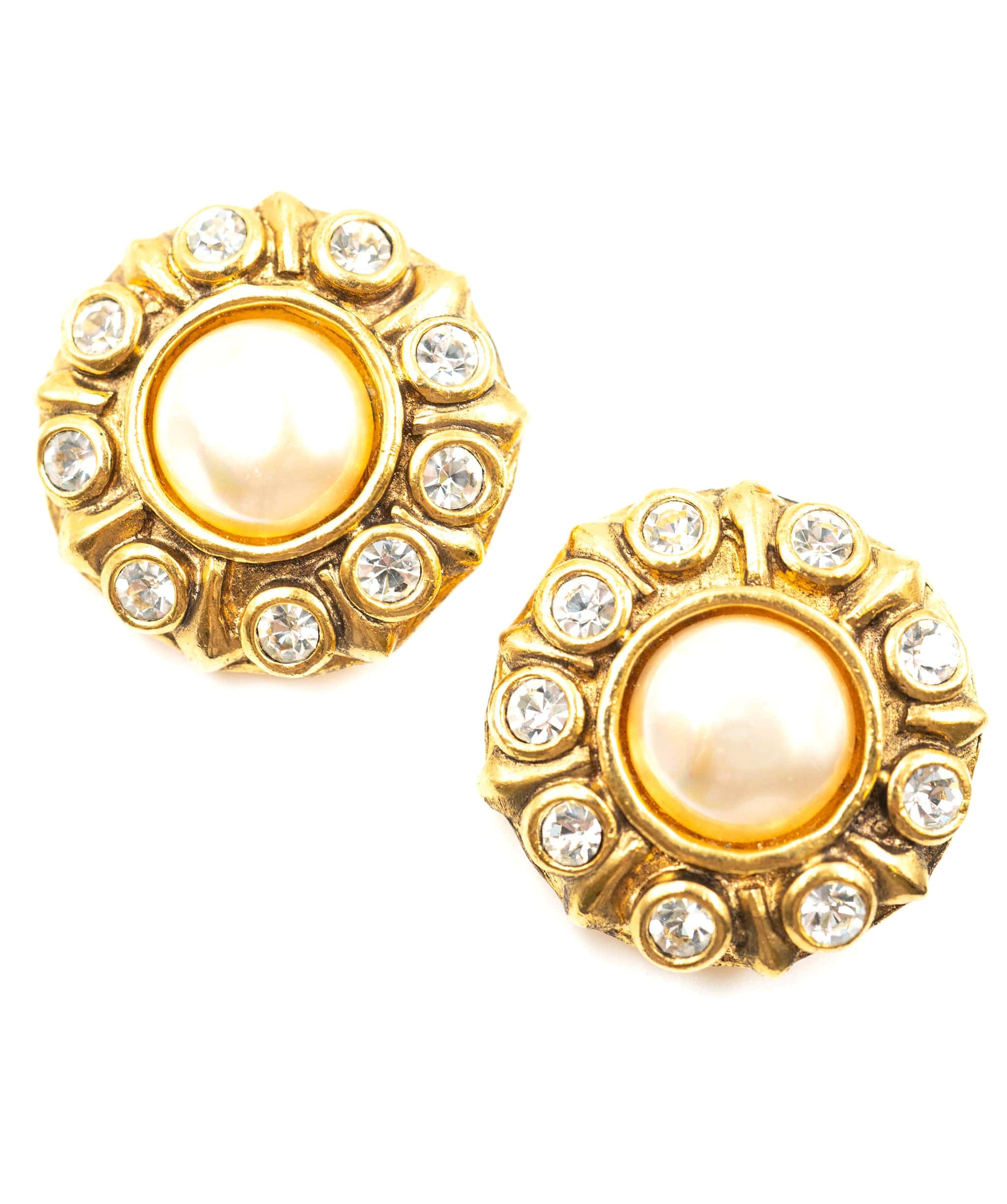 Chanel Chanel large pearl earrings with diamante detail around the rim. AGC1186