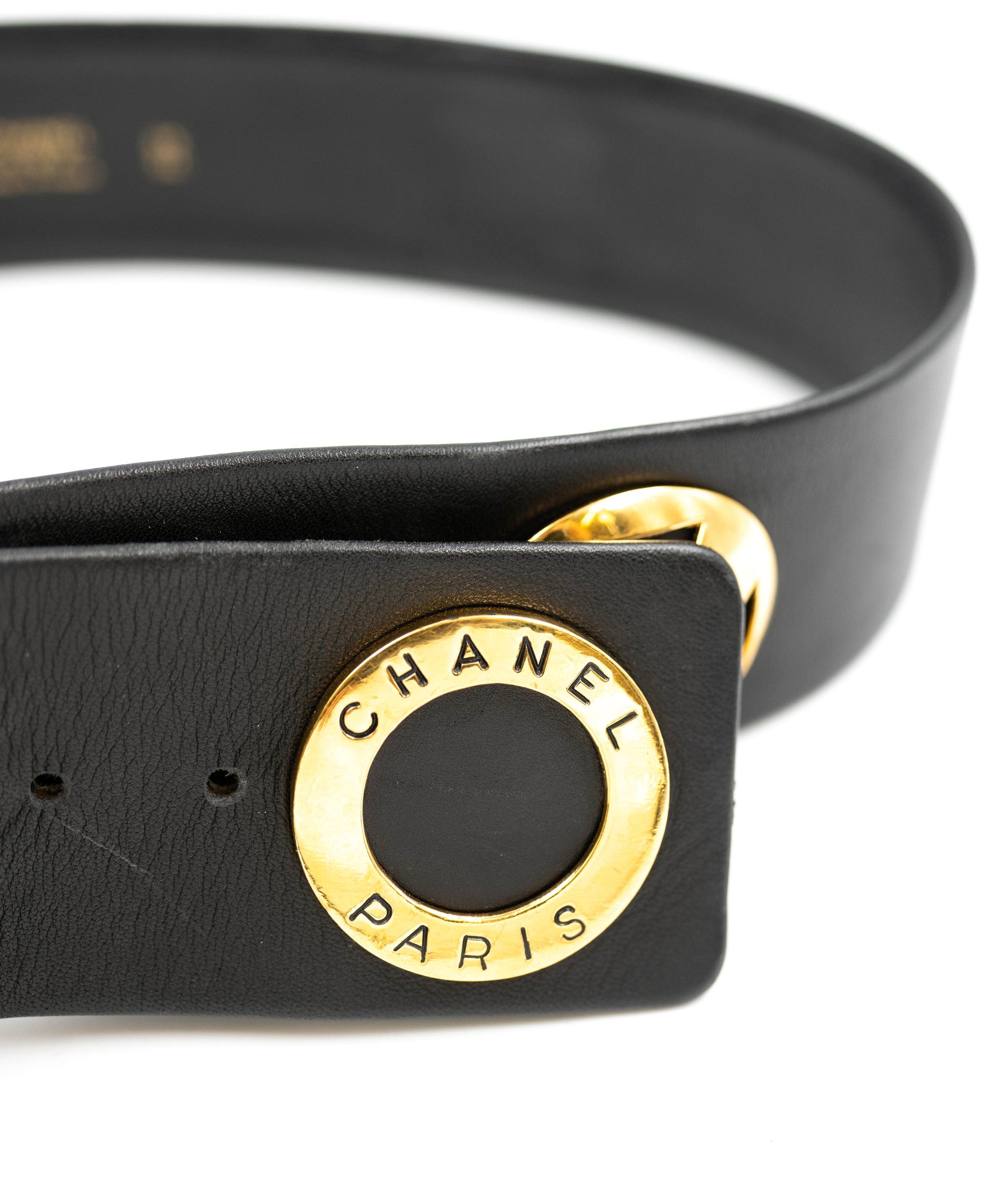 Chanel Chanel Leather belt with button like embellishment and chain woven belt buckle - ASL3704