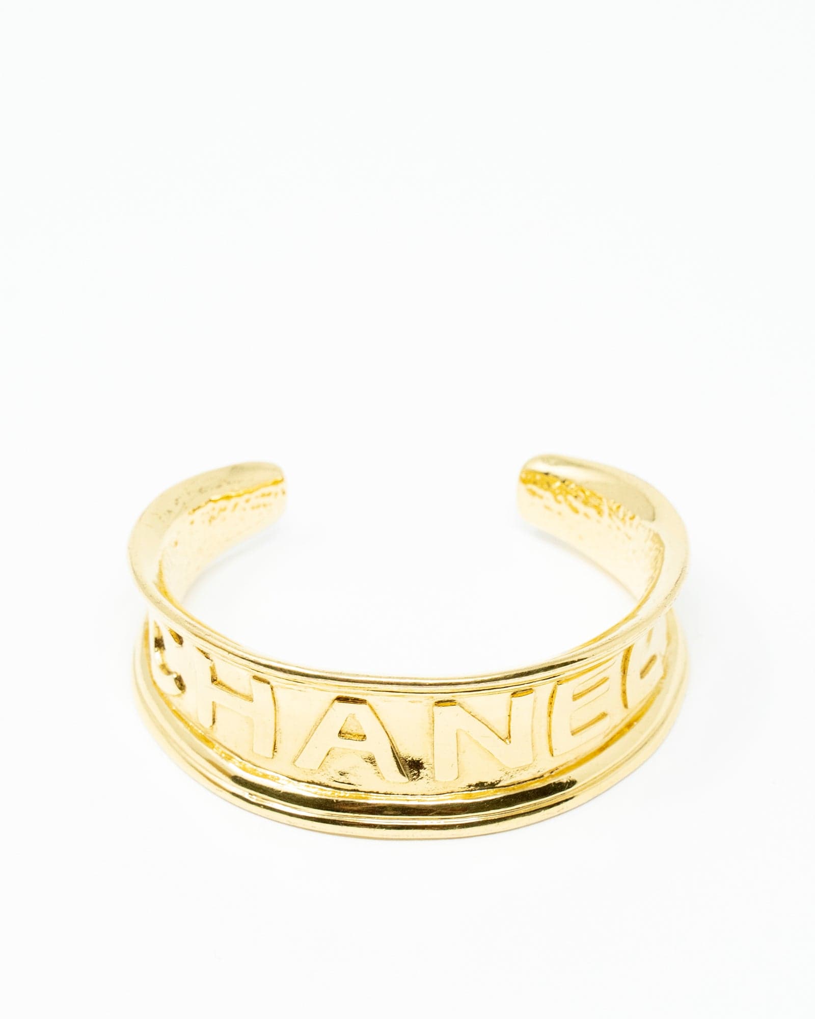 Chanel Chanel logo CUFF - AWL3402