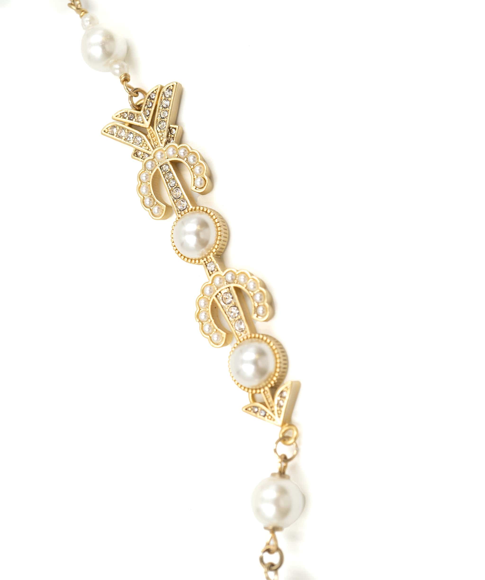 Chanel Chanel long pearl necklace ASL3983