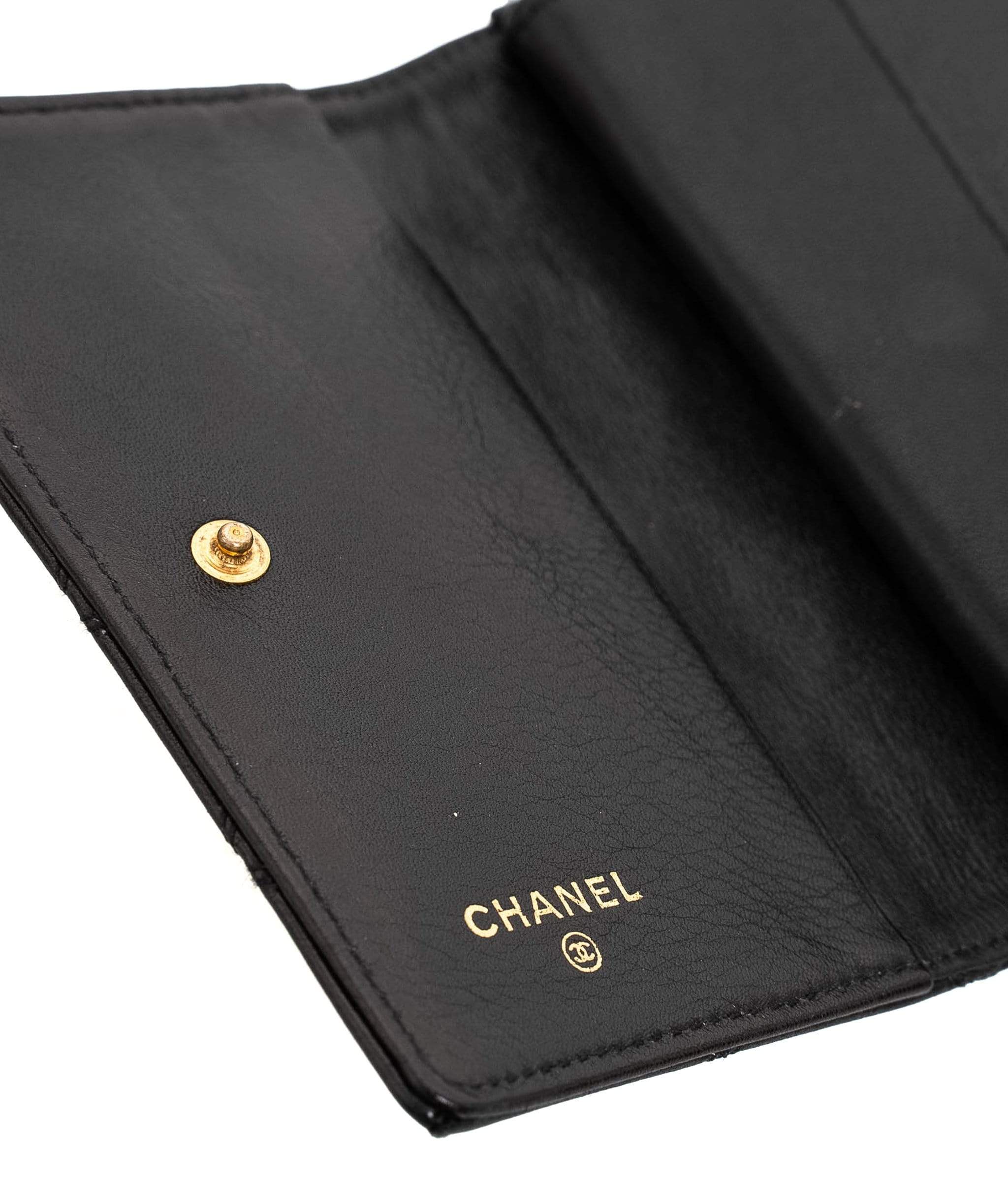 Chanel Chanel Matelasse Lambskin Leather Coin Pouch - AWL1902