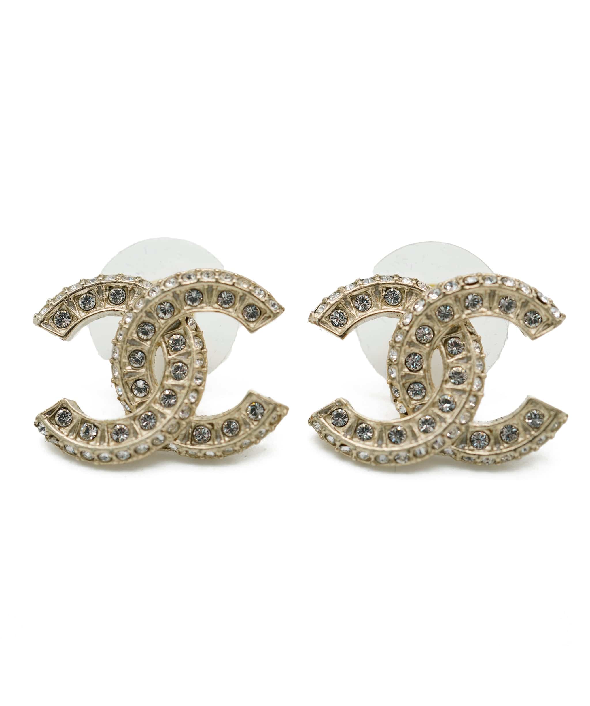 Chanel Chanel Medium CC Earrings ASL5667