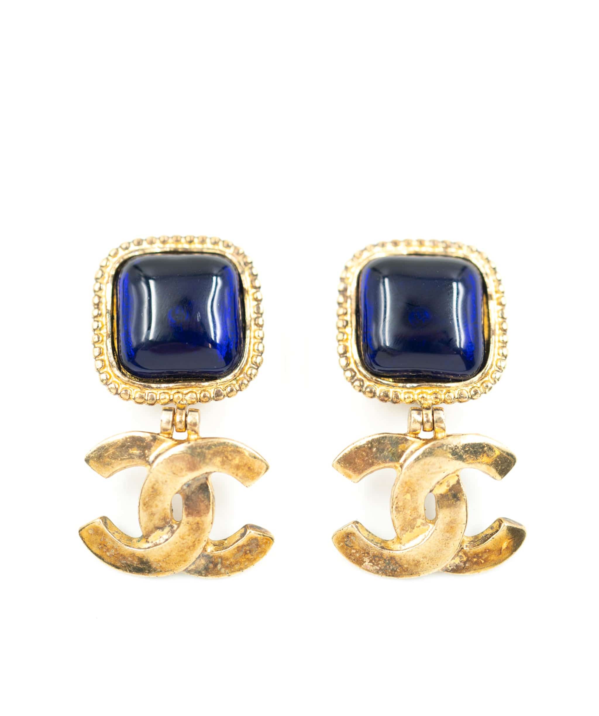 Chanel Chanel Navy Blue Gripoix Clip-on Earrings with CC logo Drop - AWL3672