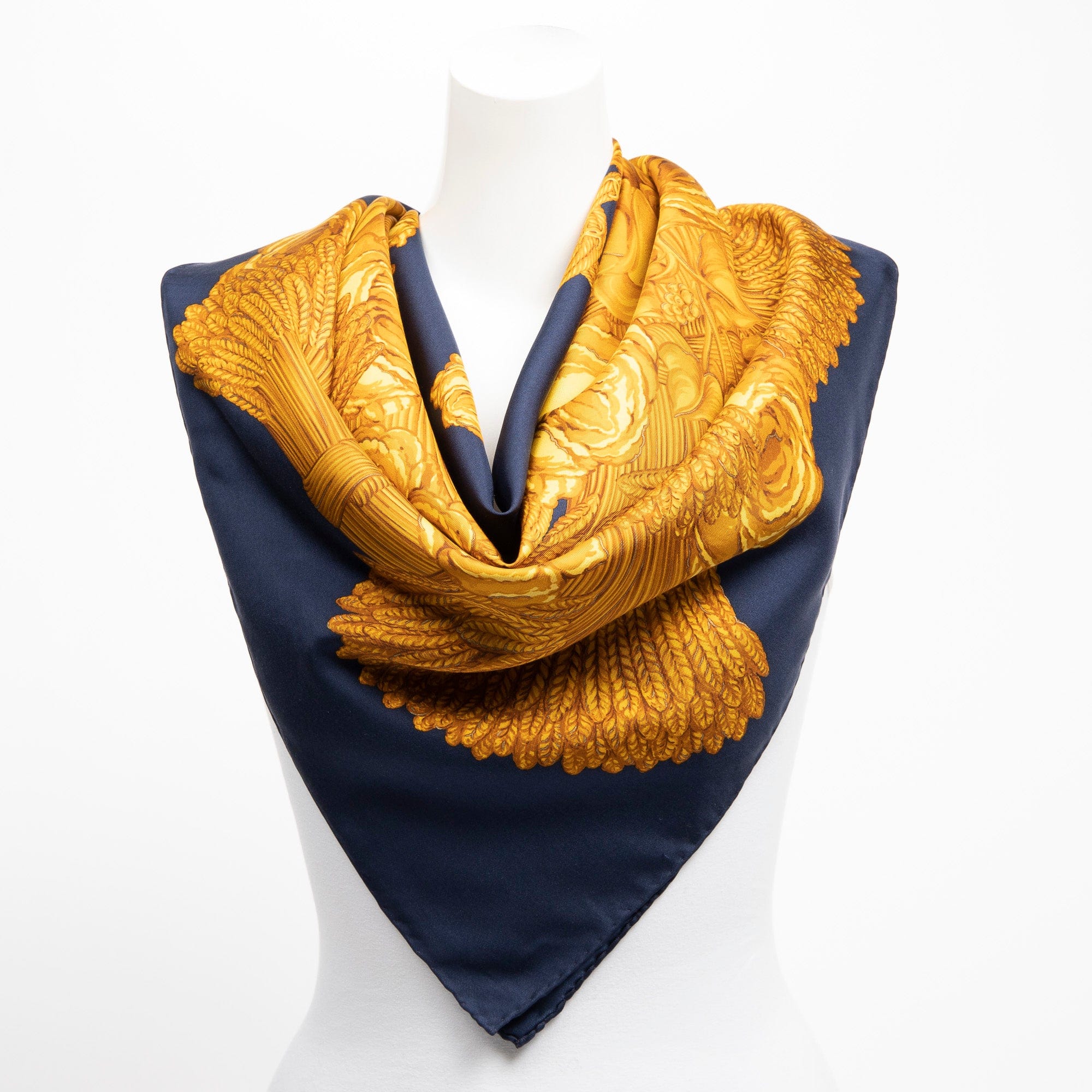 Chanel Chanel Navy/Gold CC Flower Motif Scarf AAT4833