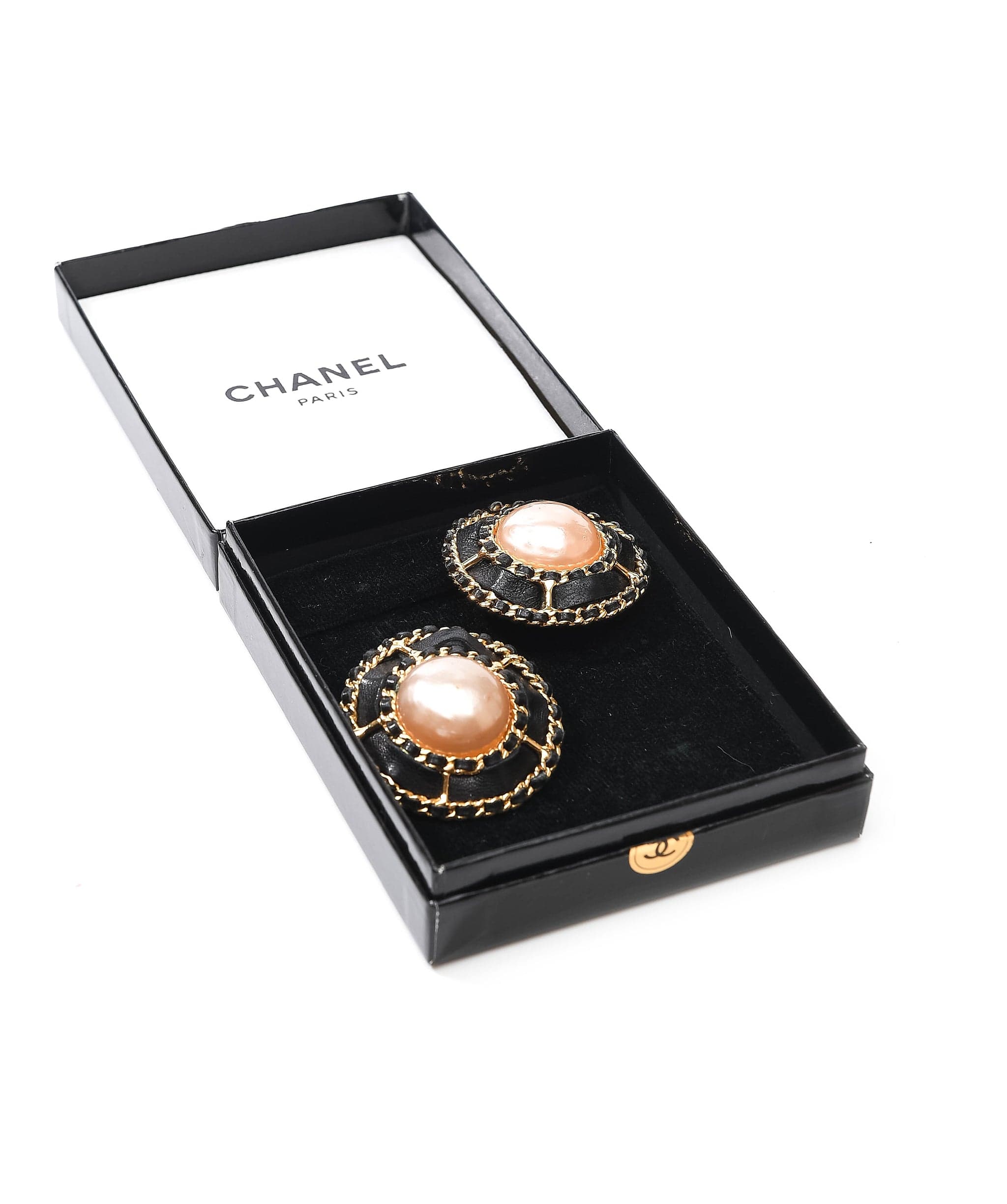 Chanel Chanel pearl and black frame earrings - AWL3308