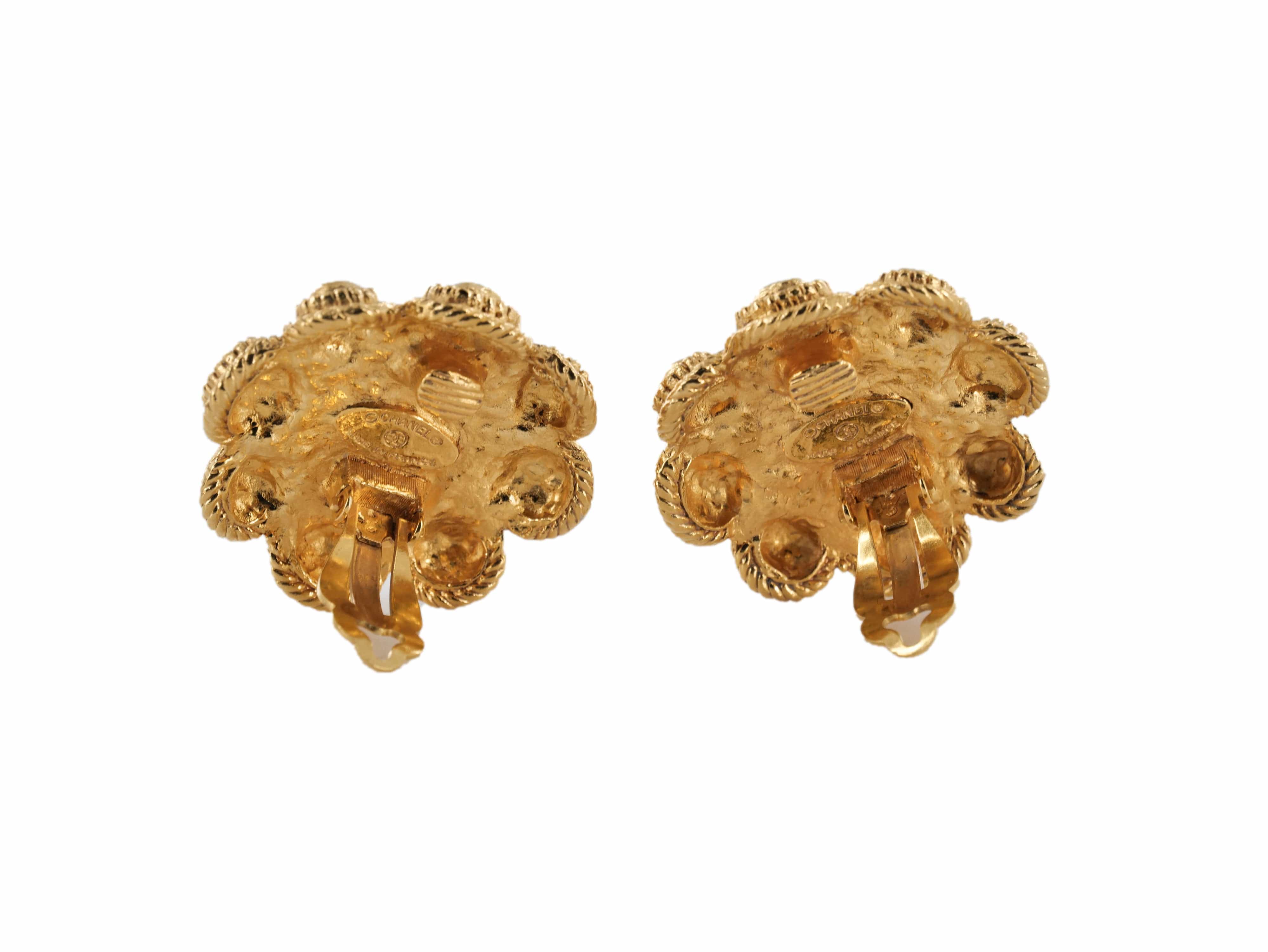 Chanel Chanel Pearl Clip On Earrings RJL1564