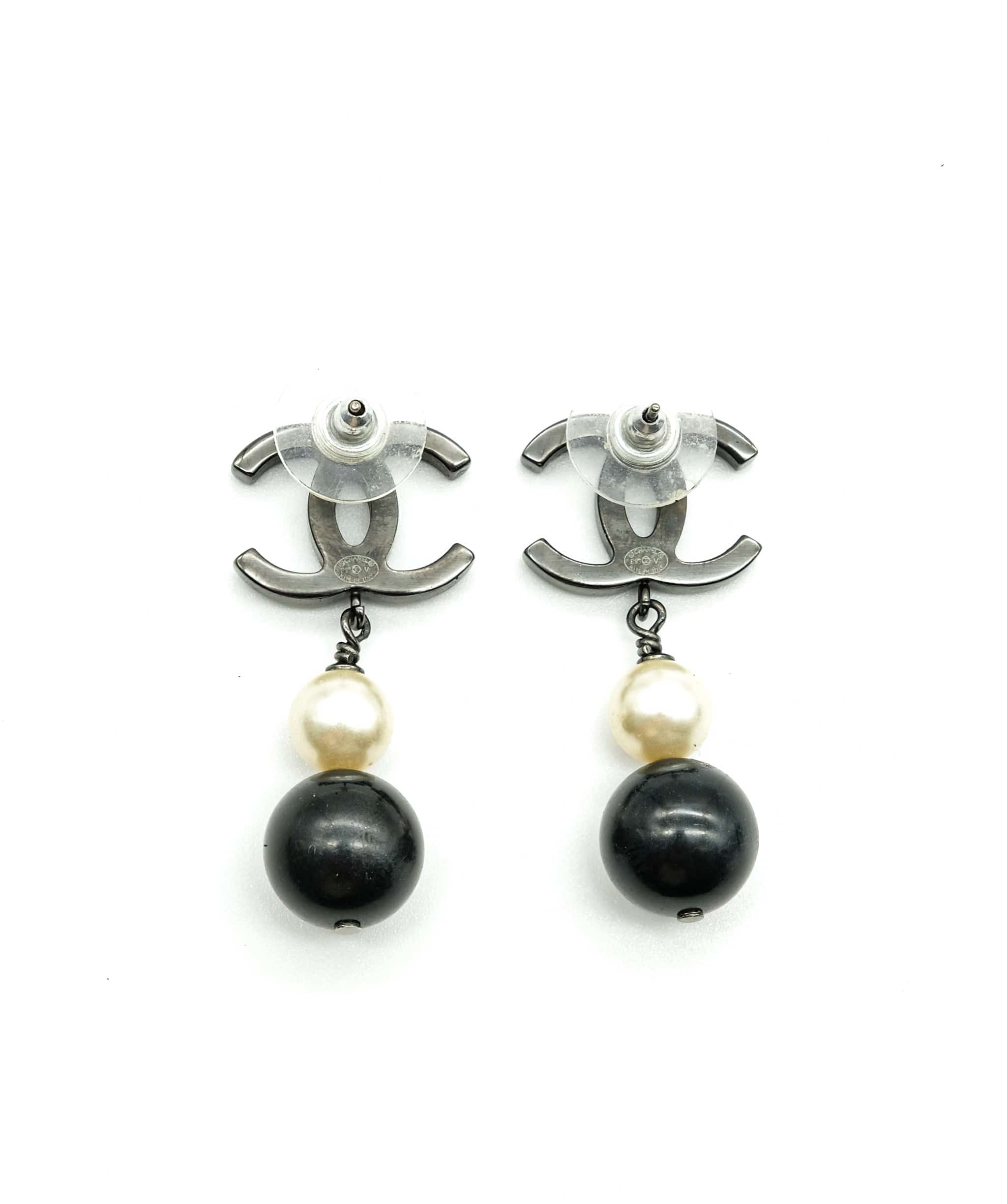 Chanel Chanel Pearl Drop Stud Earrings RJC1574