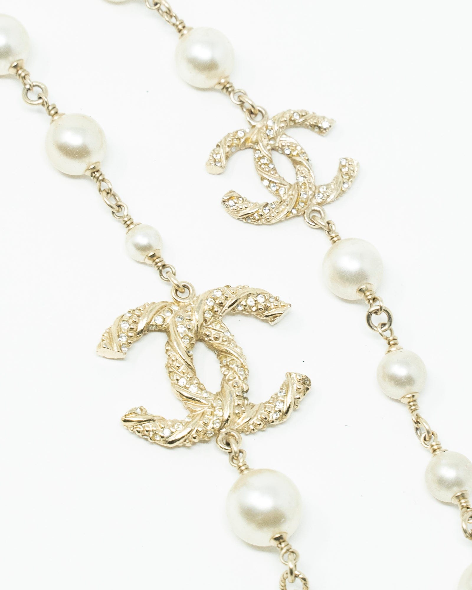 Chanel Chanel pearl necklace - AEL1028