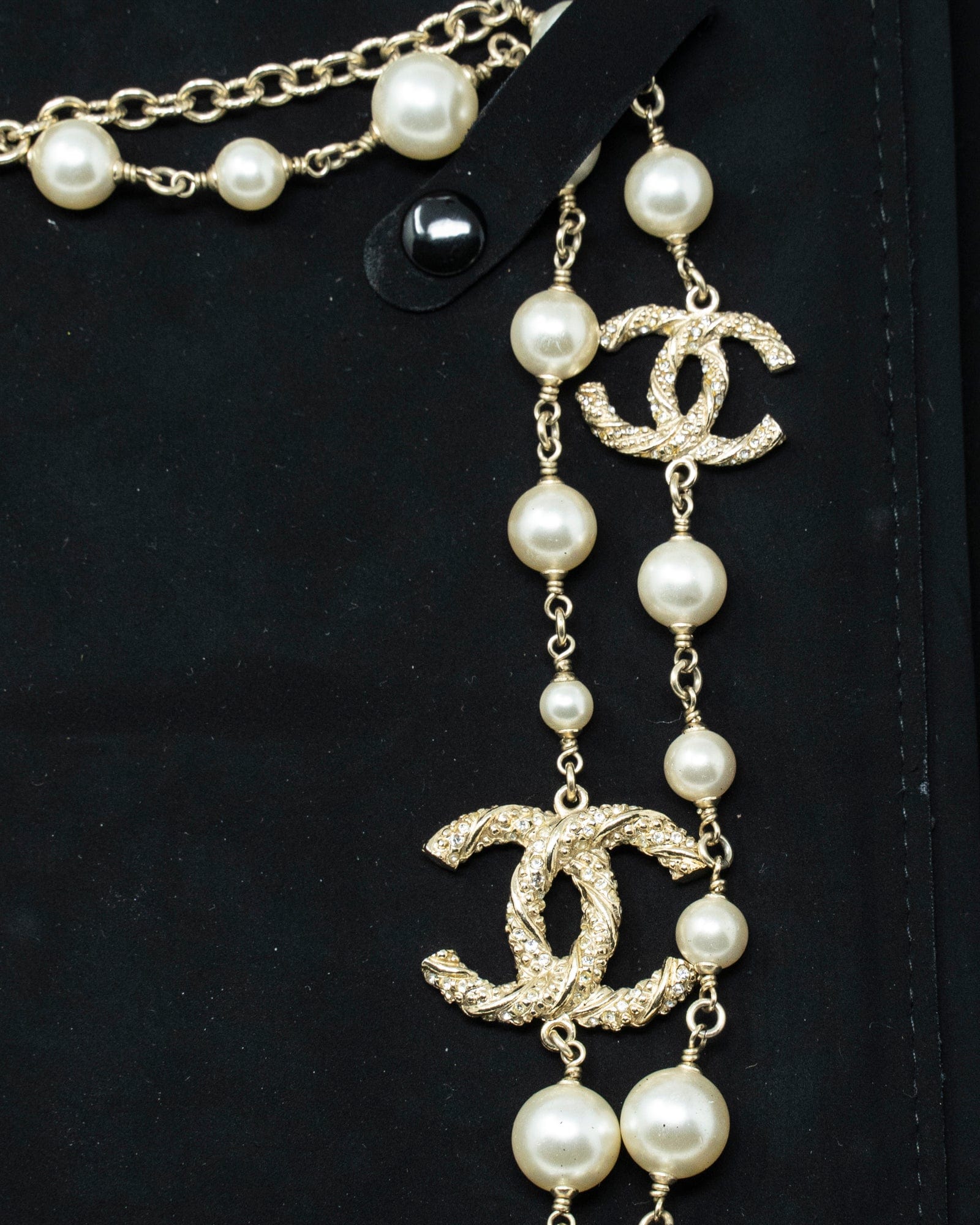 Chanel Chanel pearl necklace - AEL1028