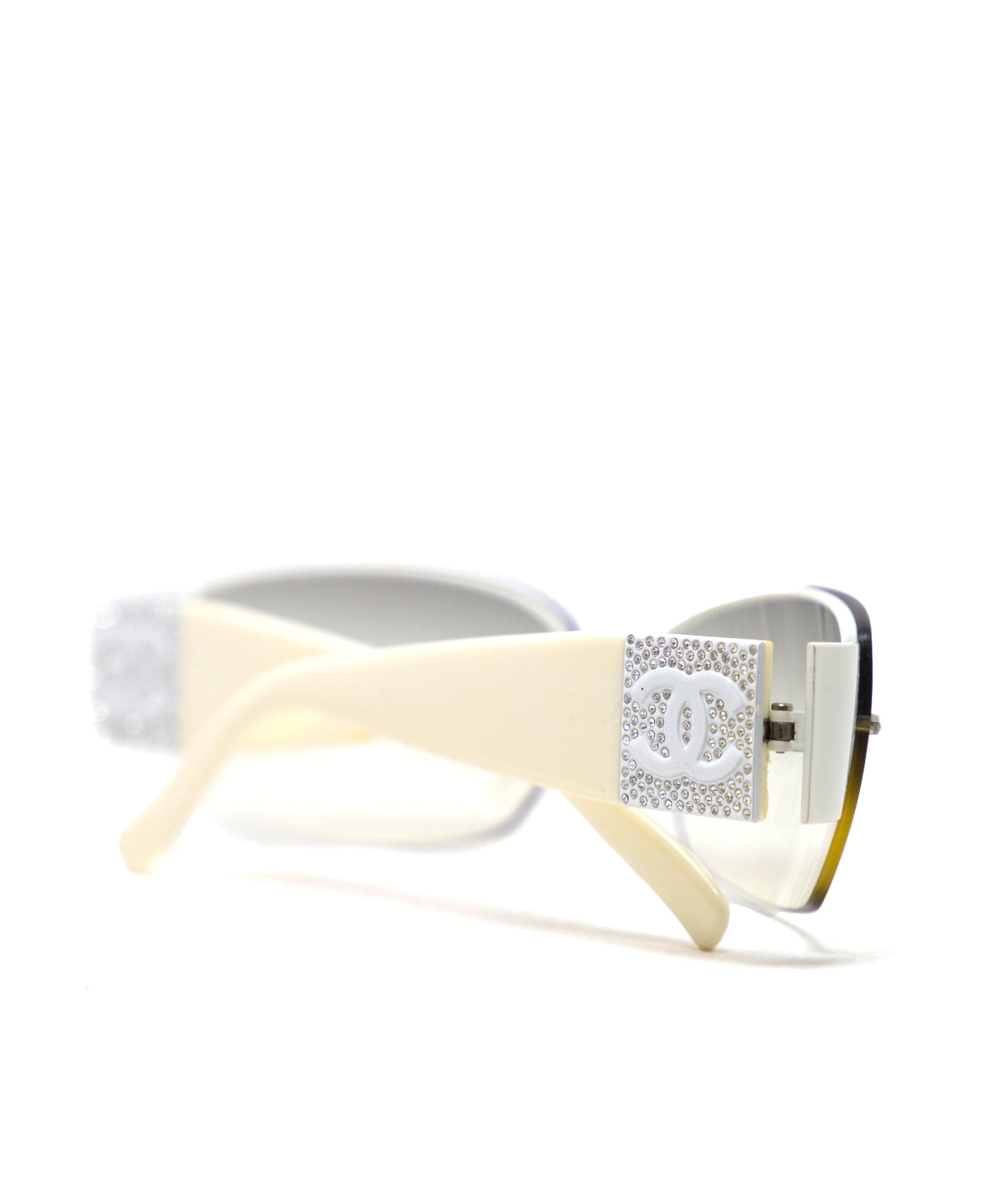 Chanel Chanel Rhinestone Sunglasses White ASL3798