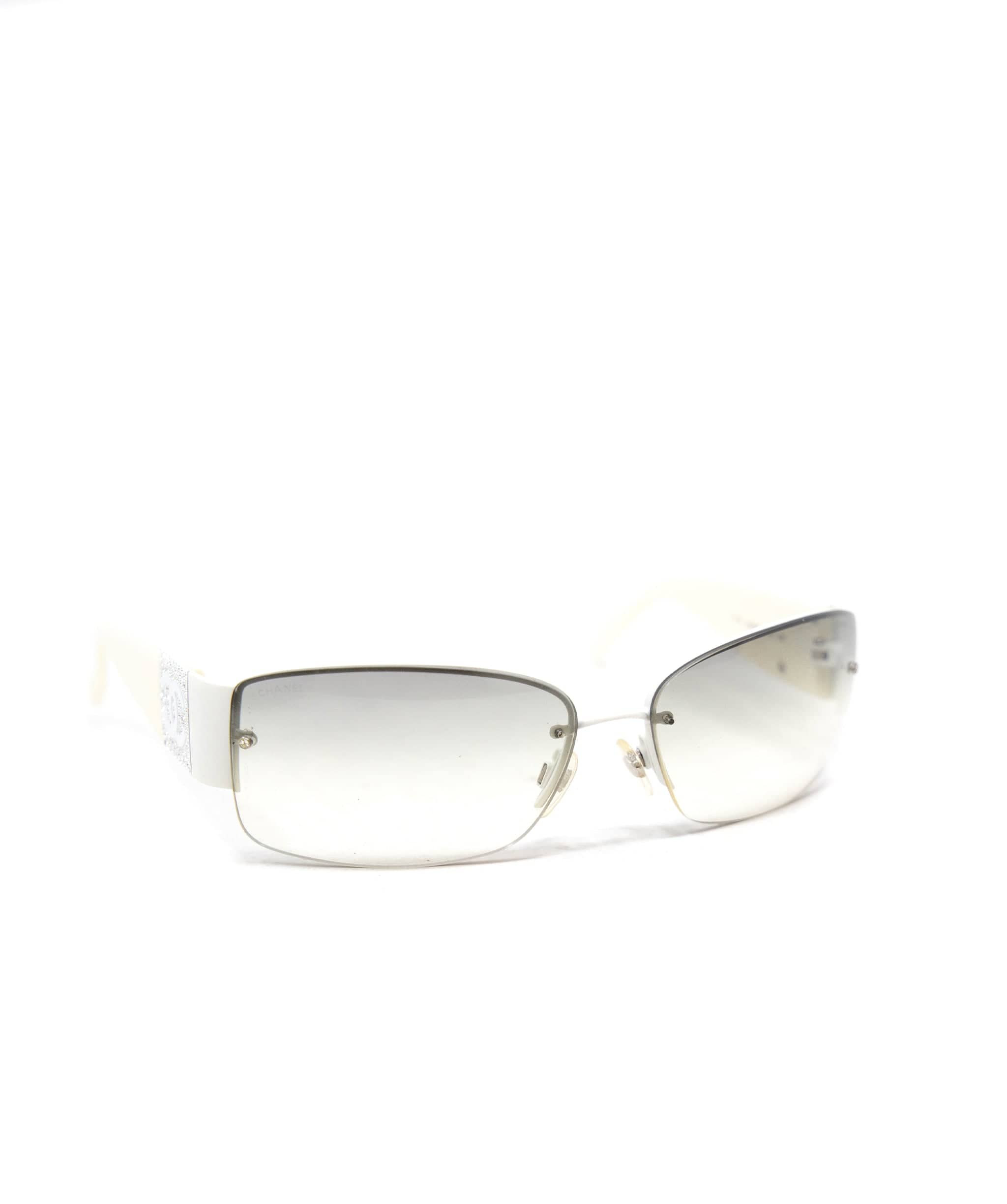 Chanel Chanel Rhinestone Sunglasses White ASL3798