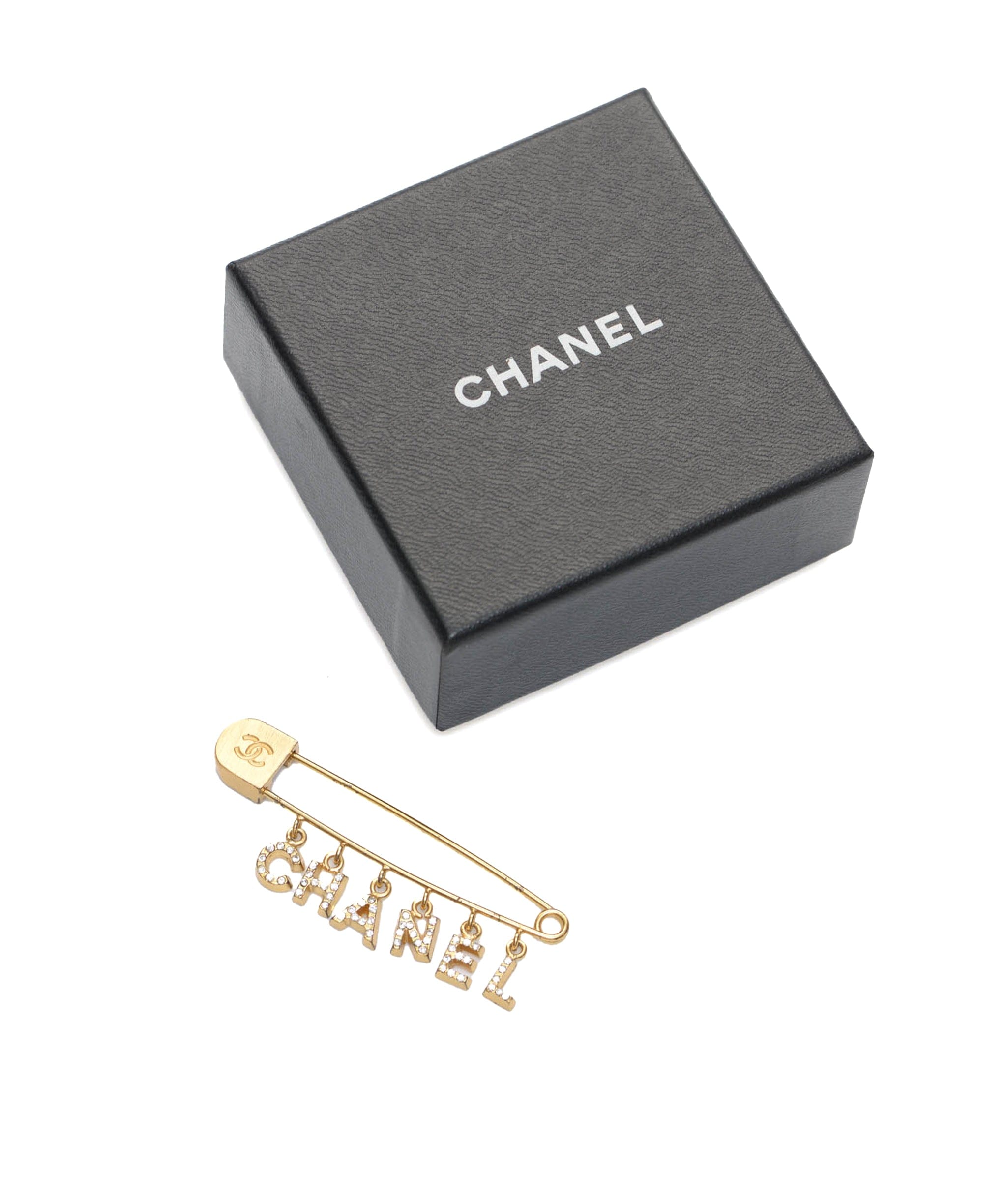 Chanel Chanel safety pin logo dangle brooch - AWC1743