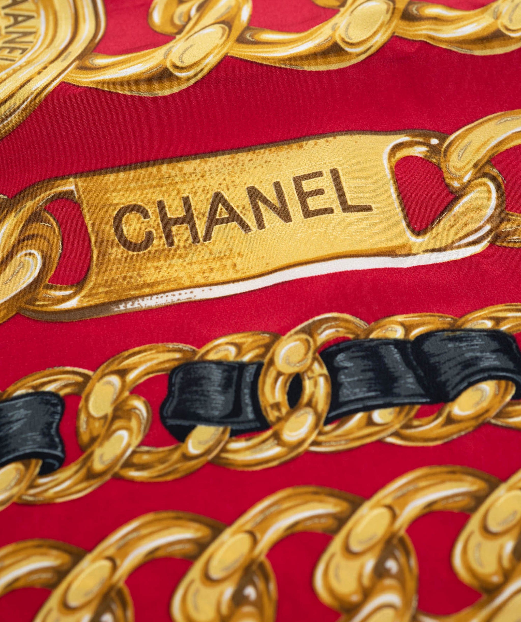 Chanel Chanel Scarf Red/Black/Gold - AWL4089