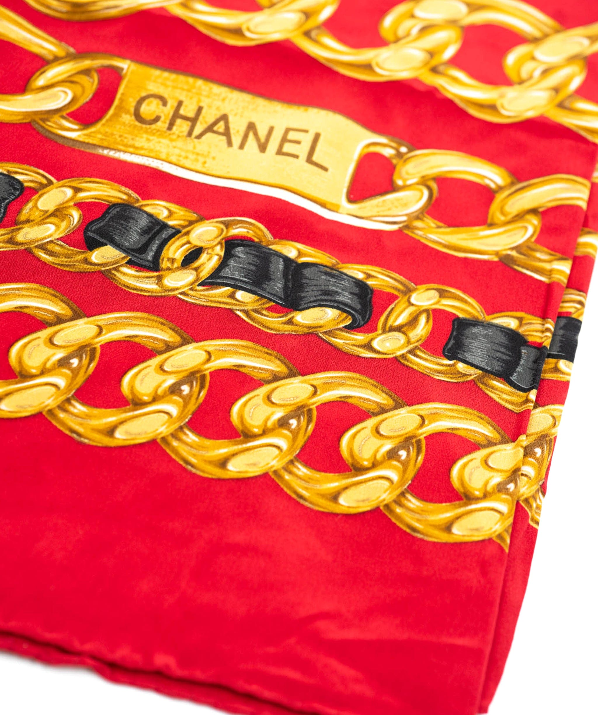 Chanel Chanel Scarf Red/Black/Gold - AWL4089