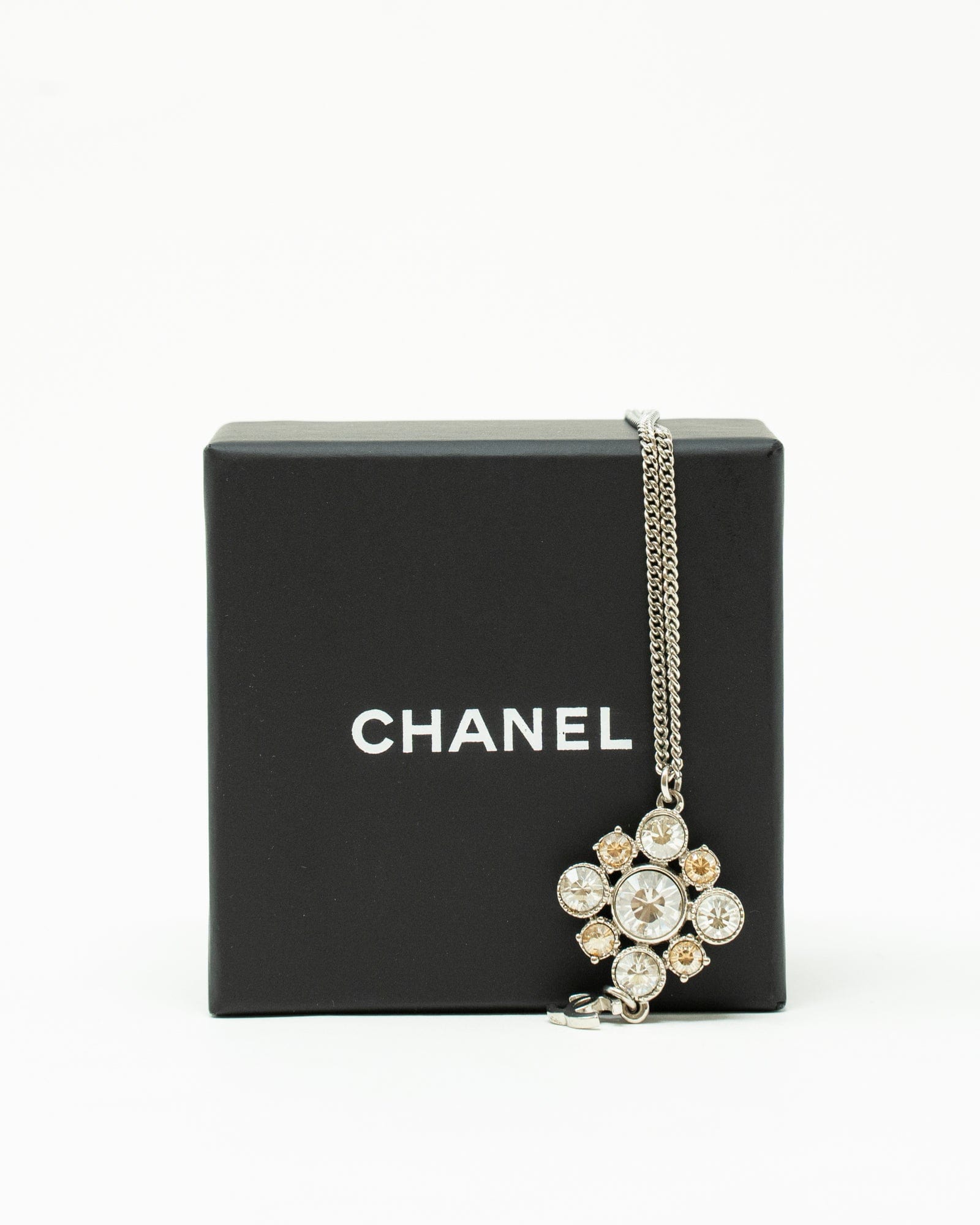 Chanel Chanel silver plated necklace with crystal pendant and CC logo. AJL0022