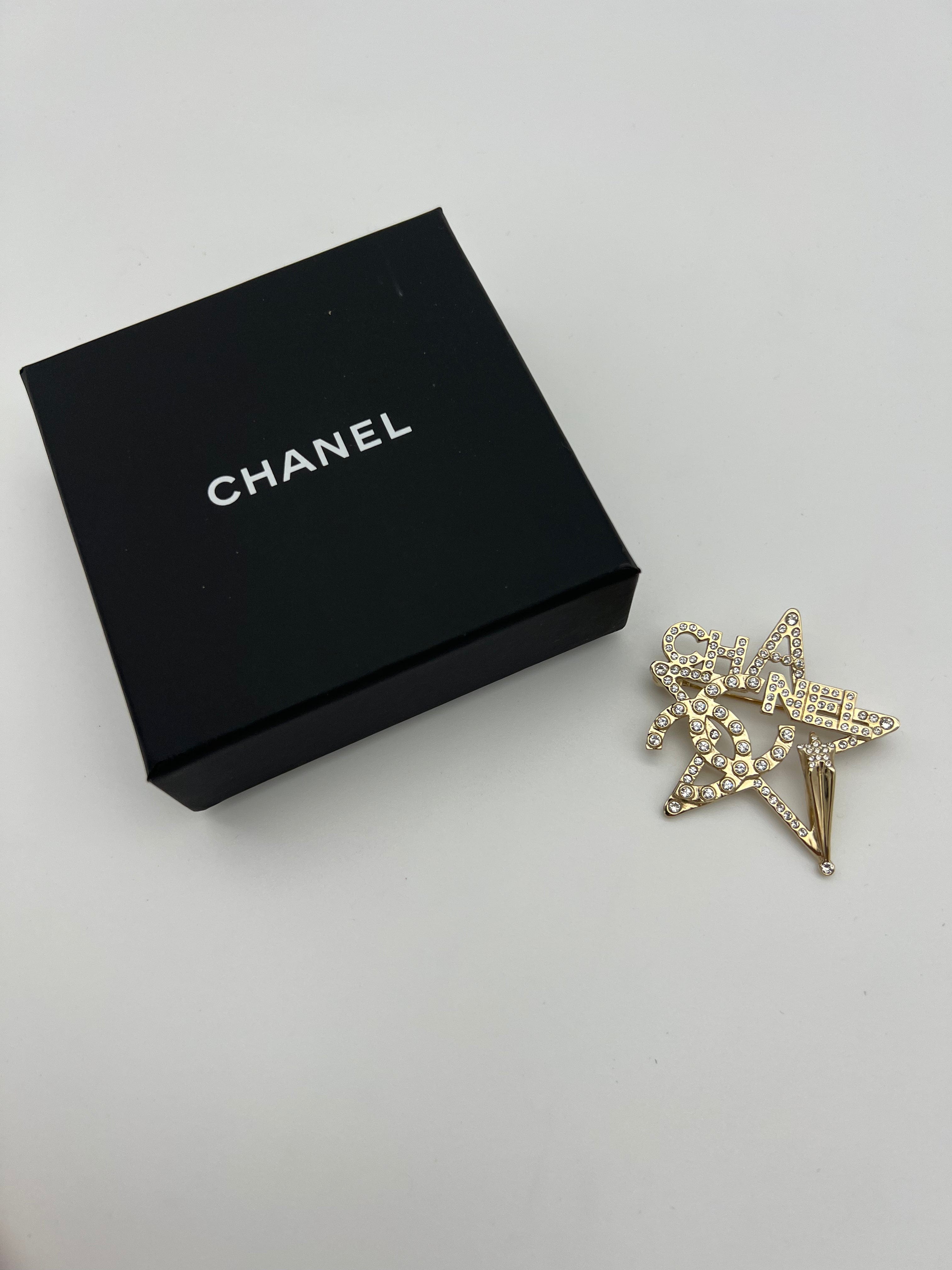 Chanel Chanel Star Brooch UIL1043