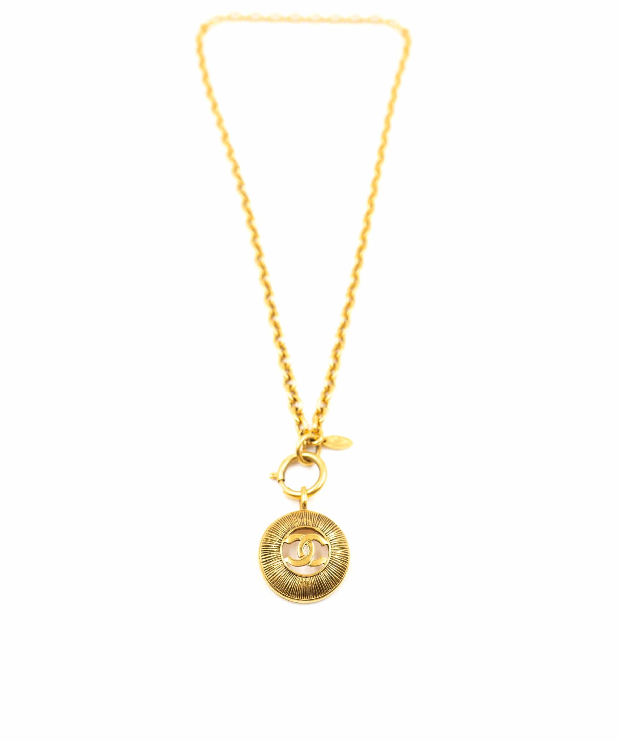 Chanel chanel sunburst necklace ALL0128