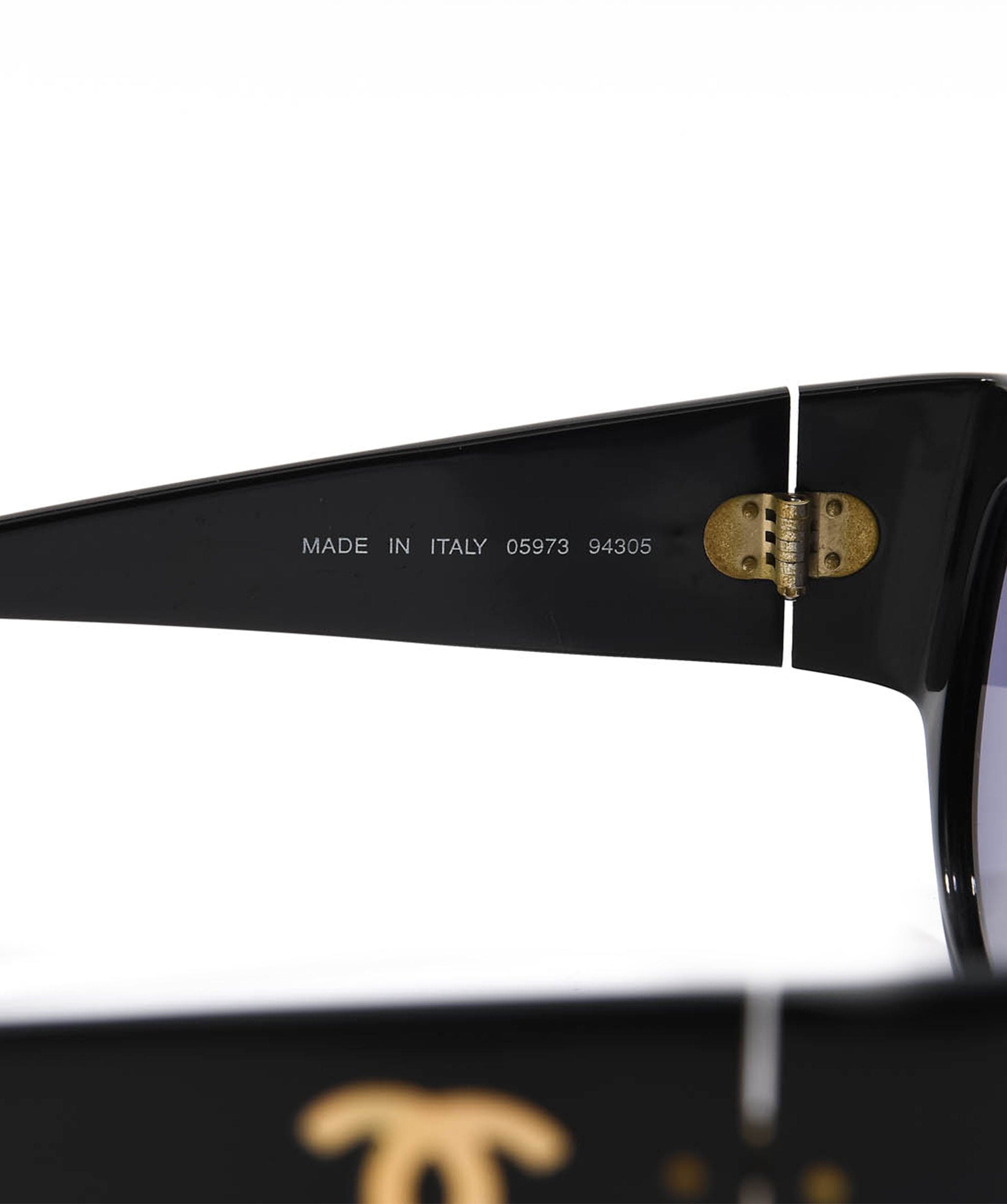 Chanel Chanel Sunglasses Black with Gold CC - AWL3574