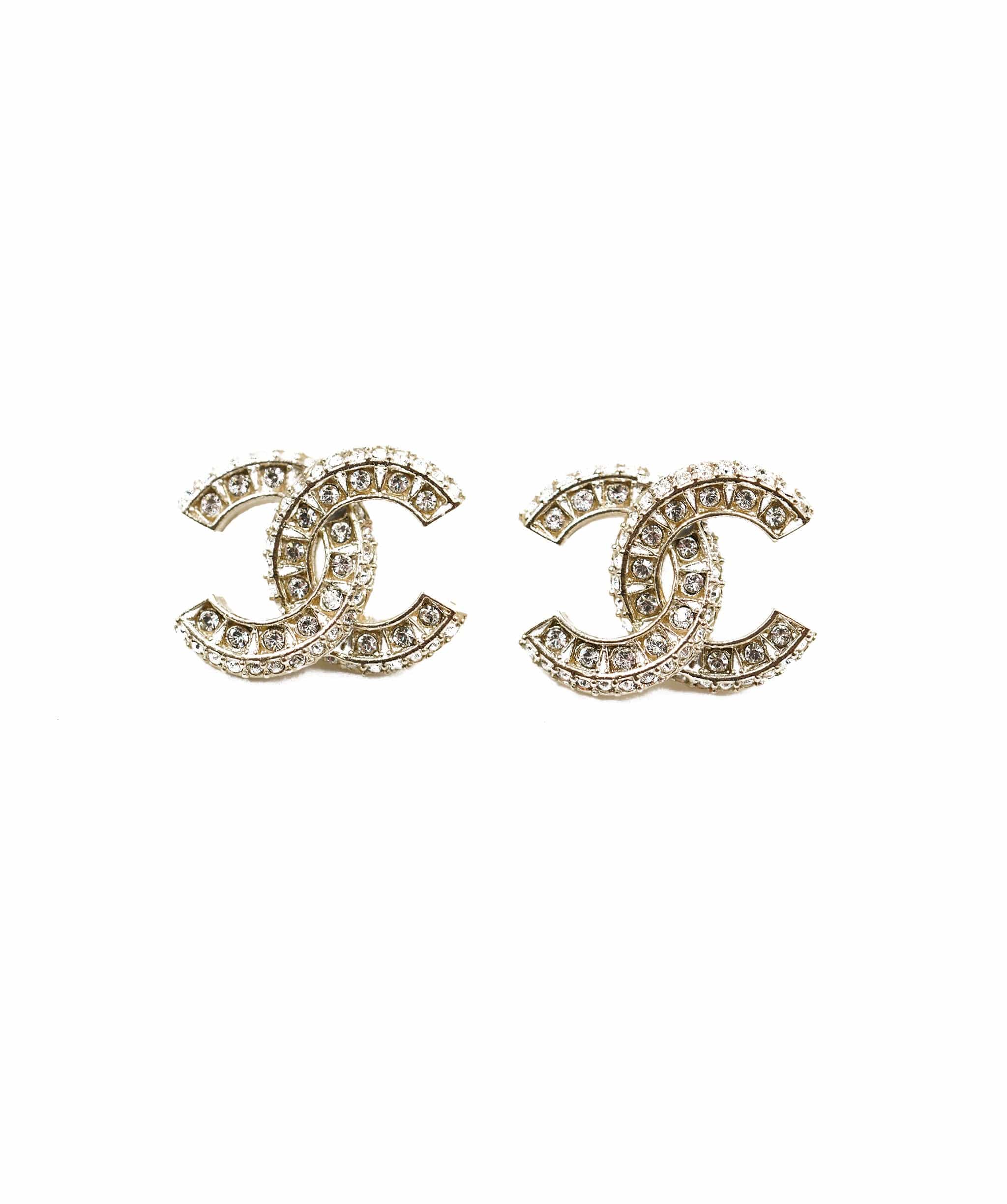 Chanel Chanel turn lock earrings ALL0207