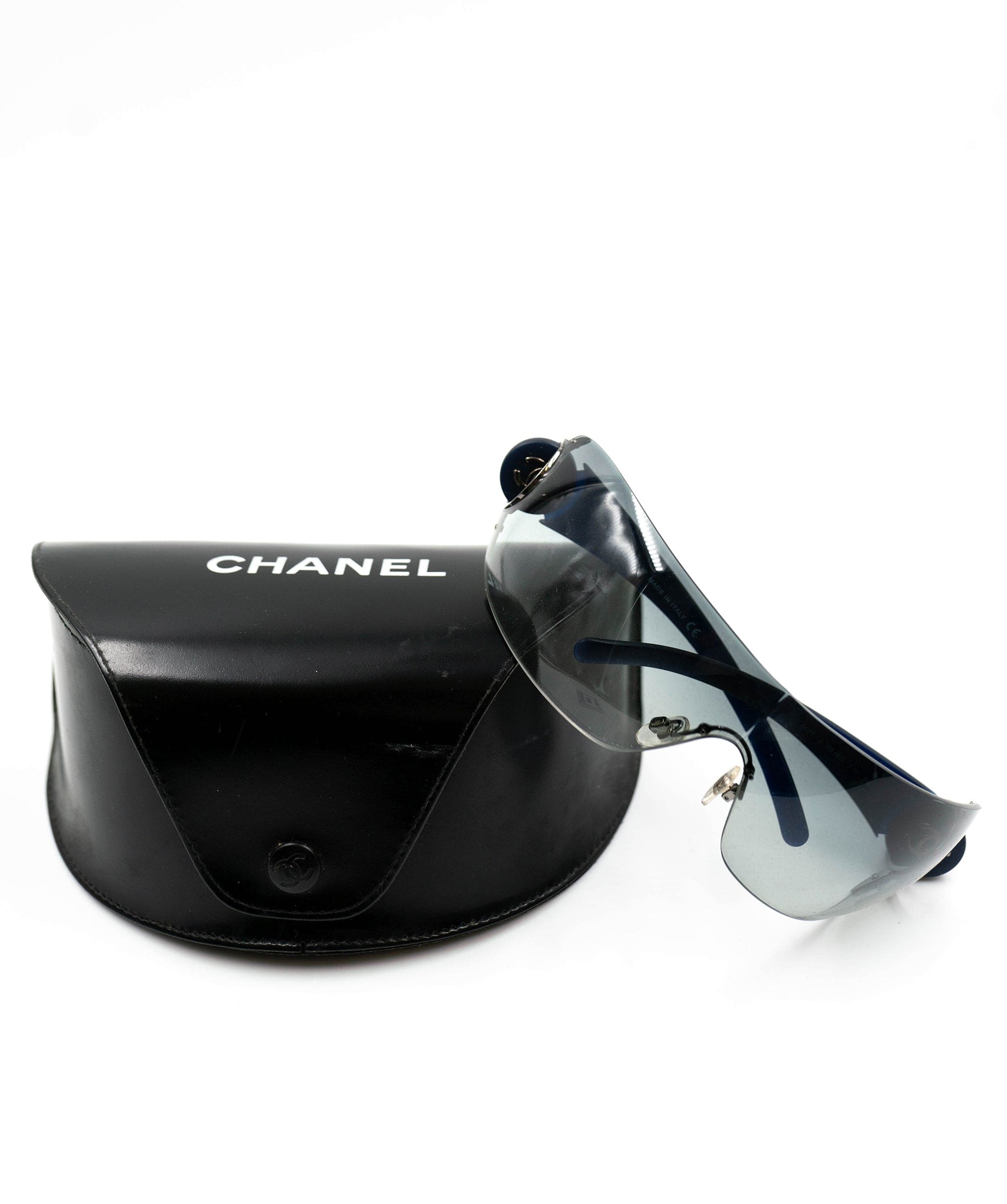 Chanel Chanel Y2K visor style sunglasses in navy. AGC1404