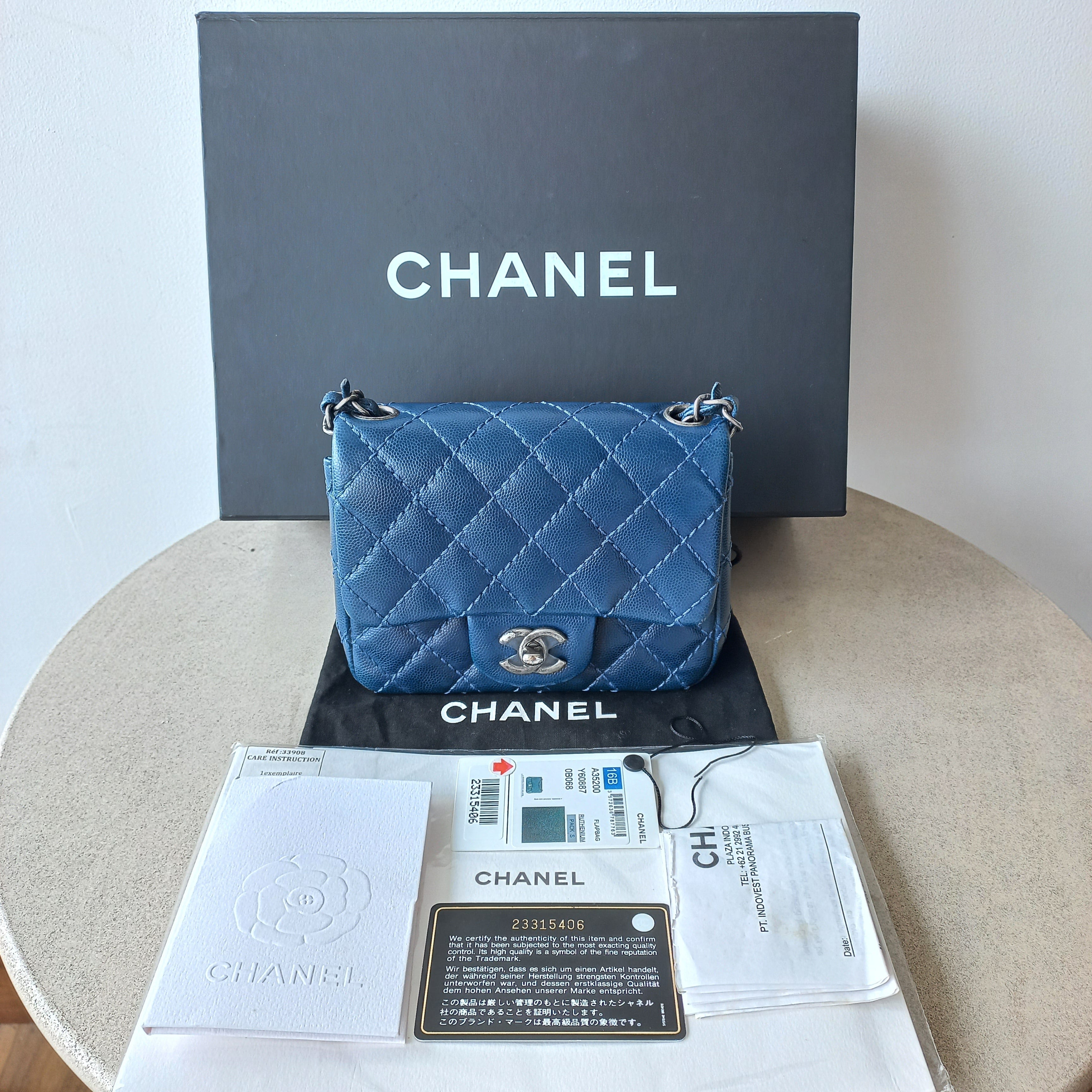 Chanel Caviar Quilted Mini Square Flap Bag MLX22001